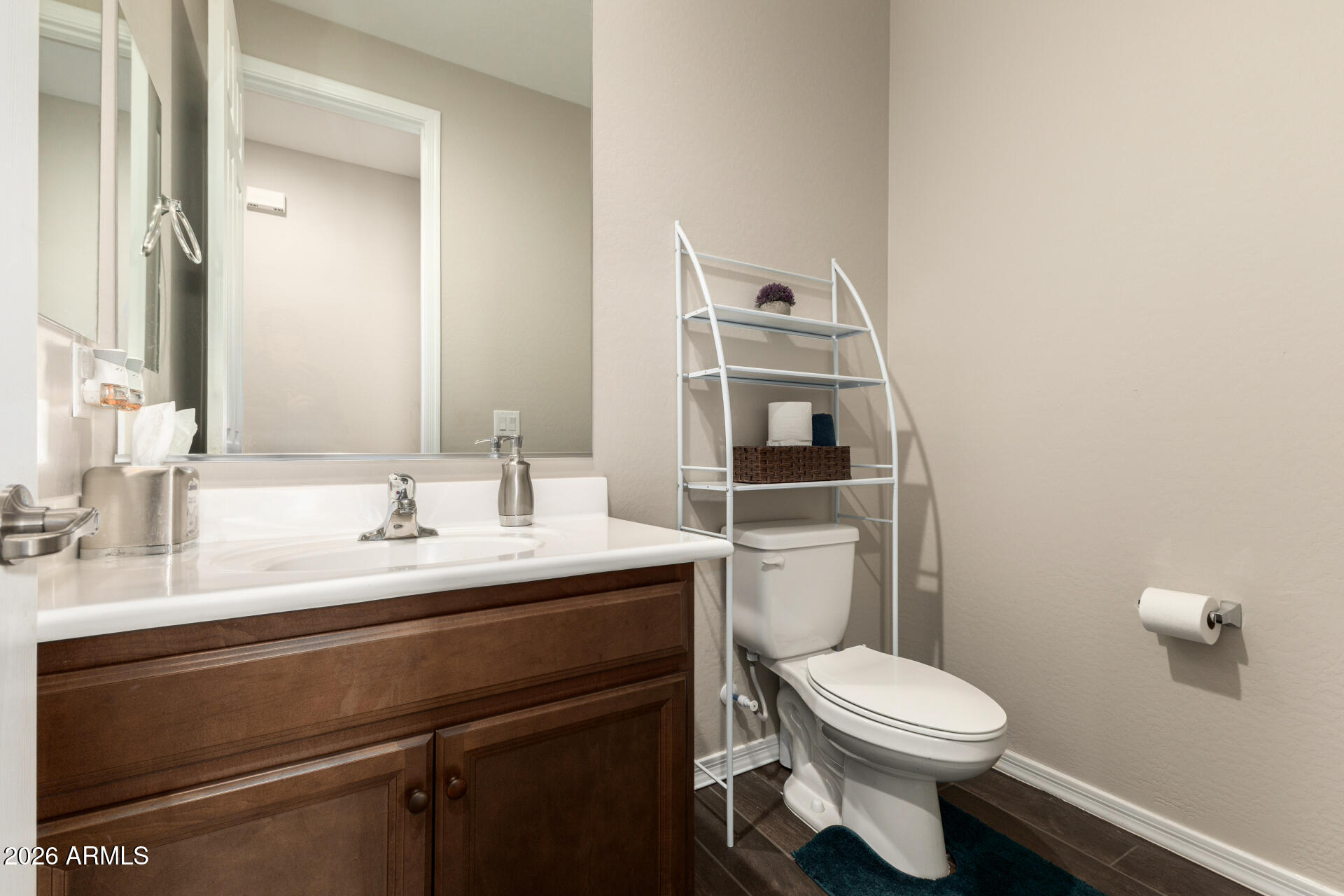 18427 W PASADENA Avenue