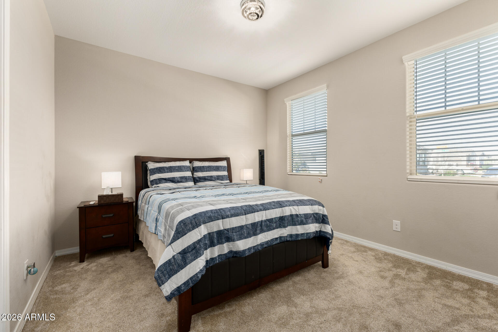 18427 W PASADENA Avenue