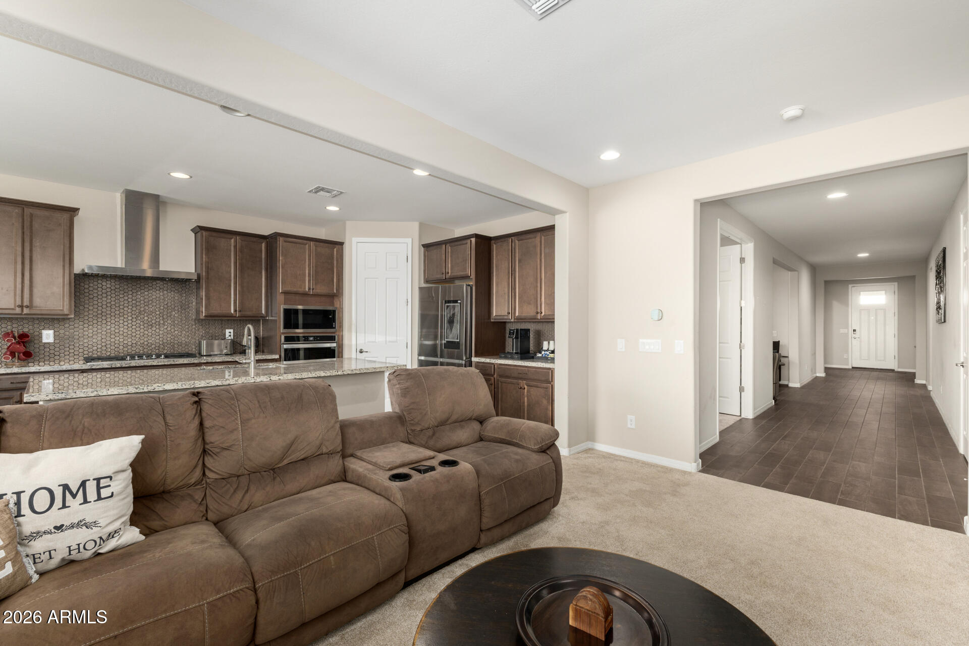 18427 W PASADENA Avenue