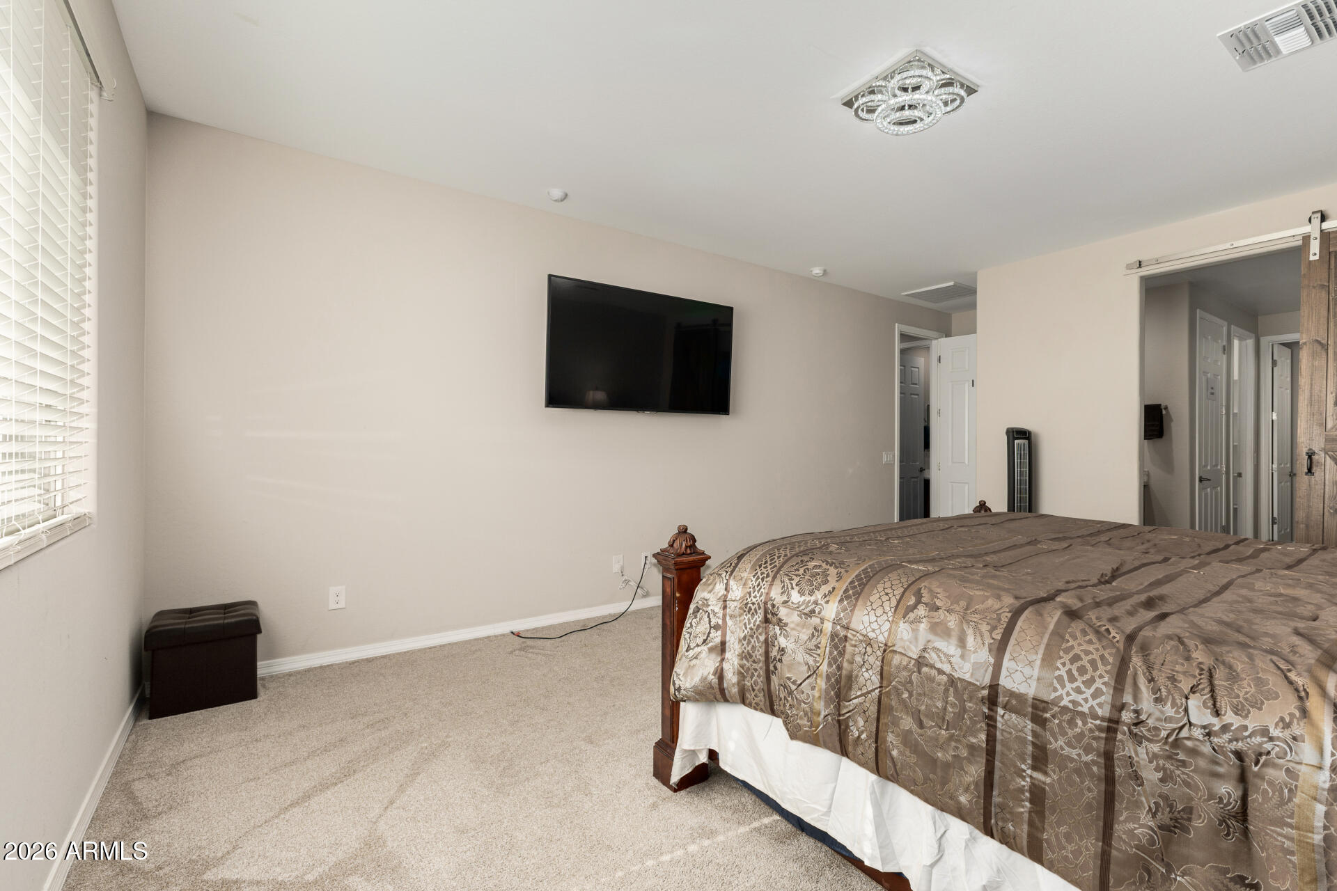 18427 W PASADENA Avenue