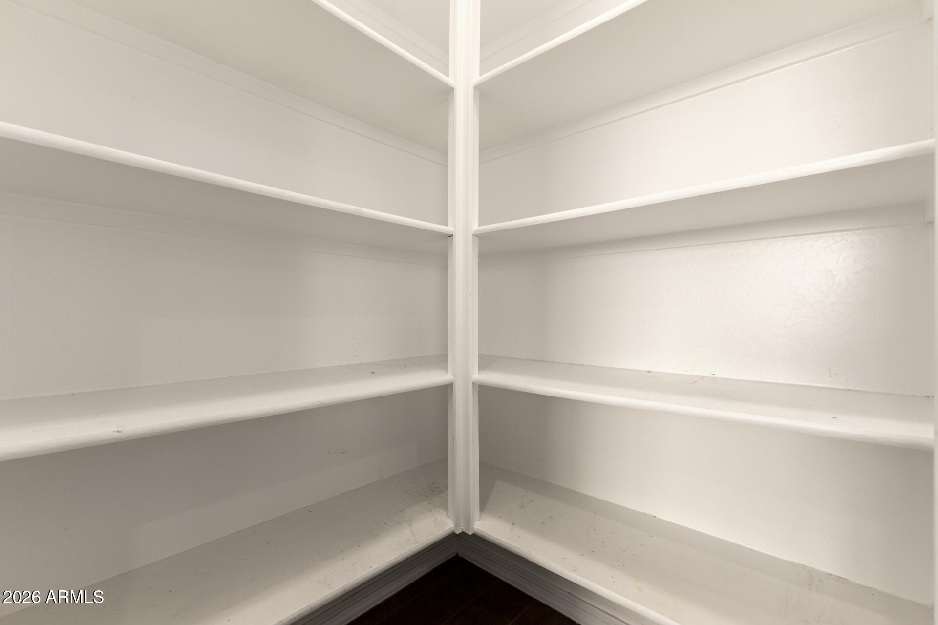 18427 W PASADENA Avenue