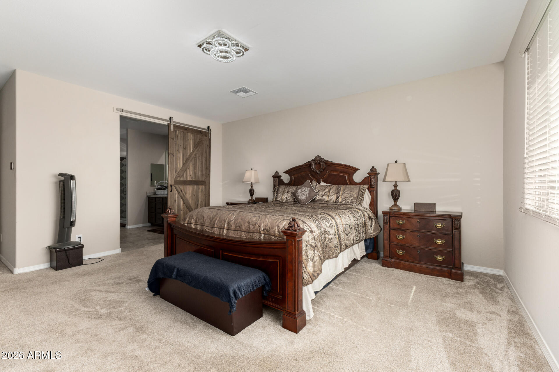 18427 W PASADENA Avenue