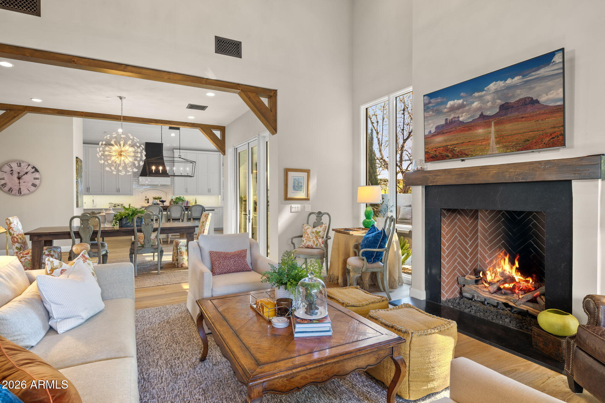 3715 E Sells Drive