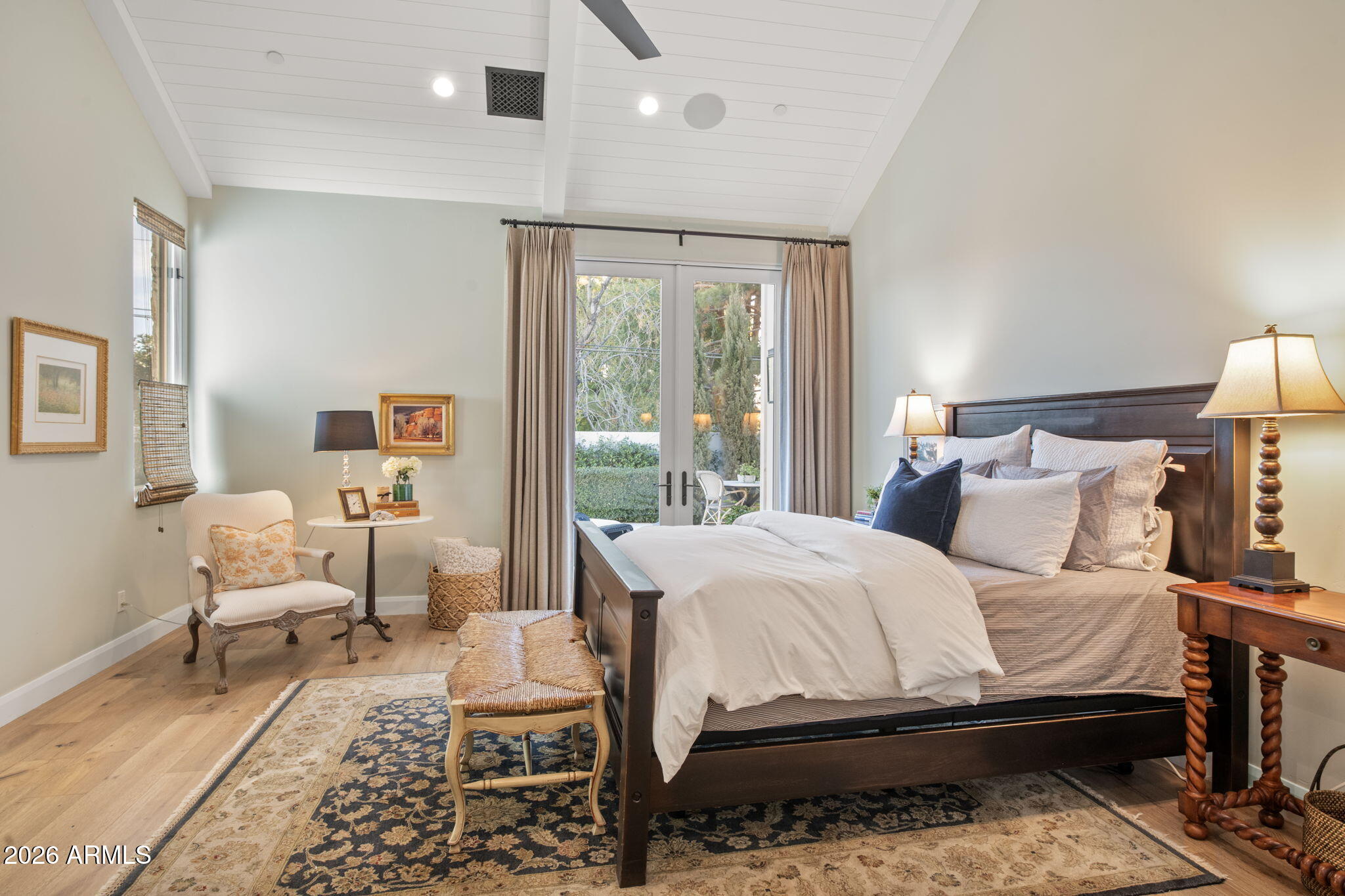 3715 E Sells Drive