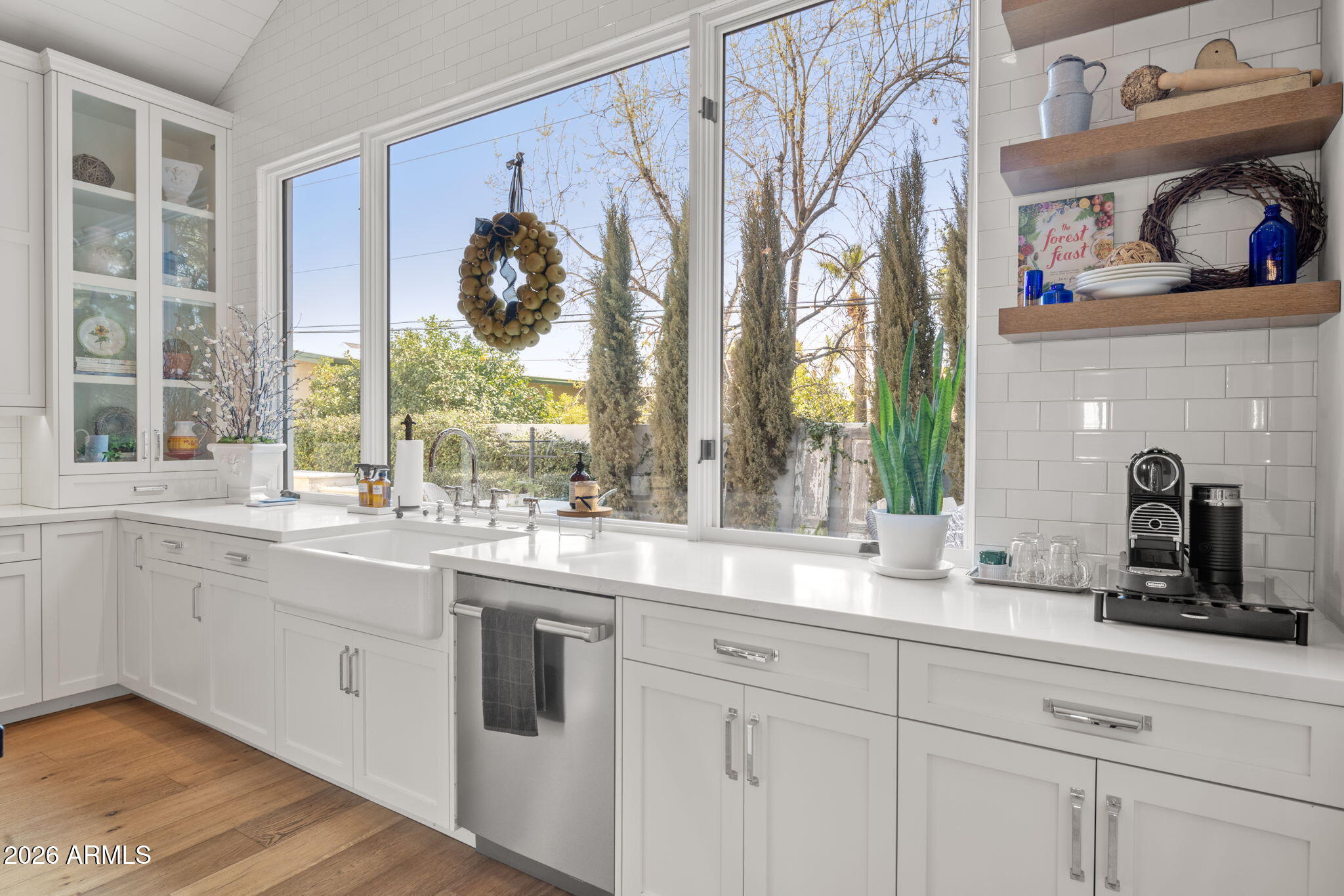 3715 E Sells Drive