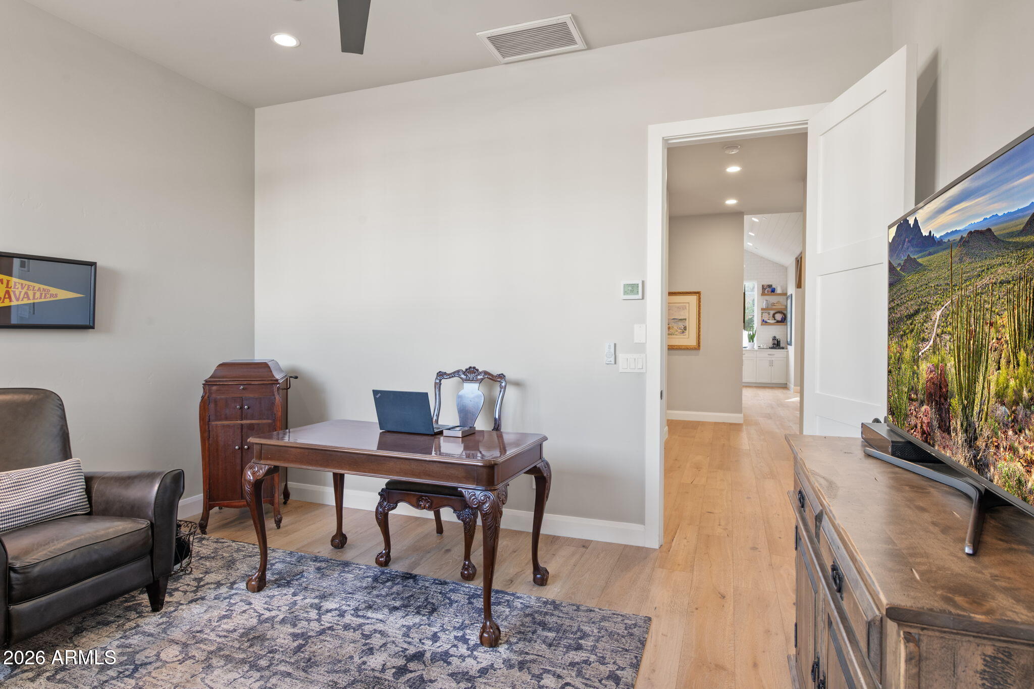 3715 E Sells Drive