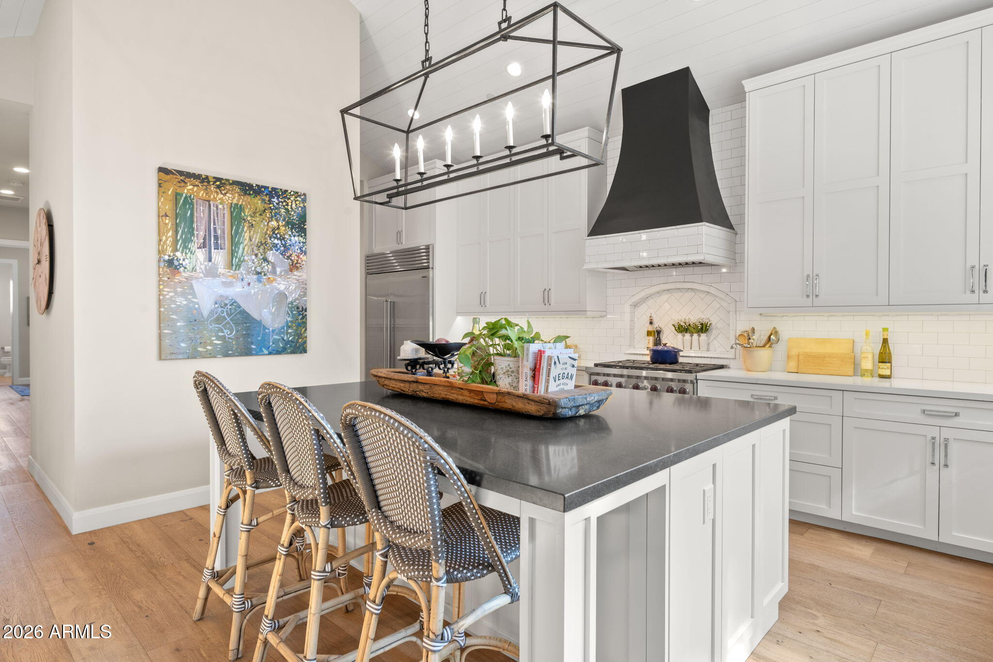 3715 E Sells Drive