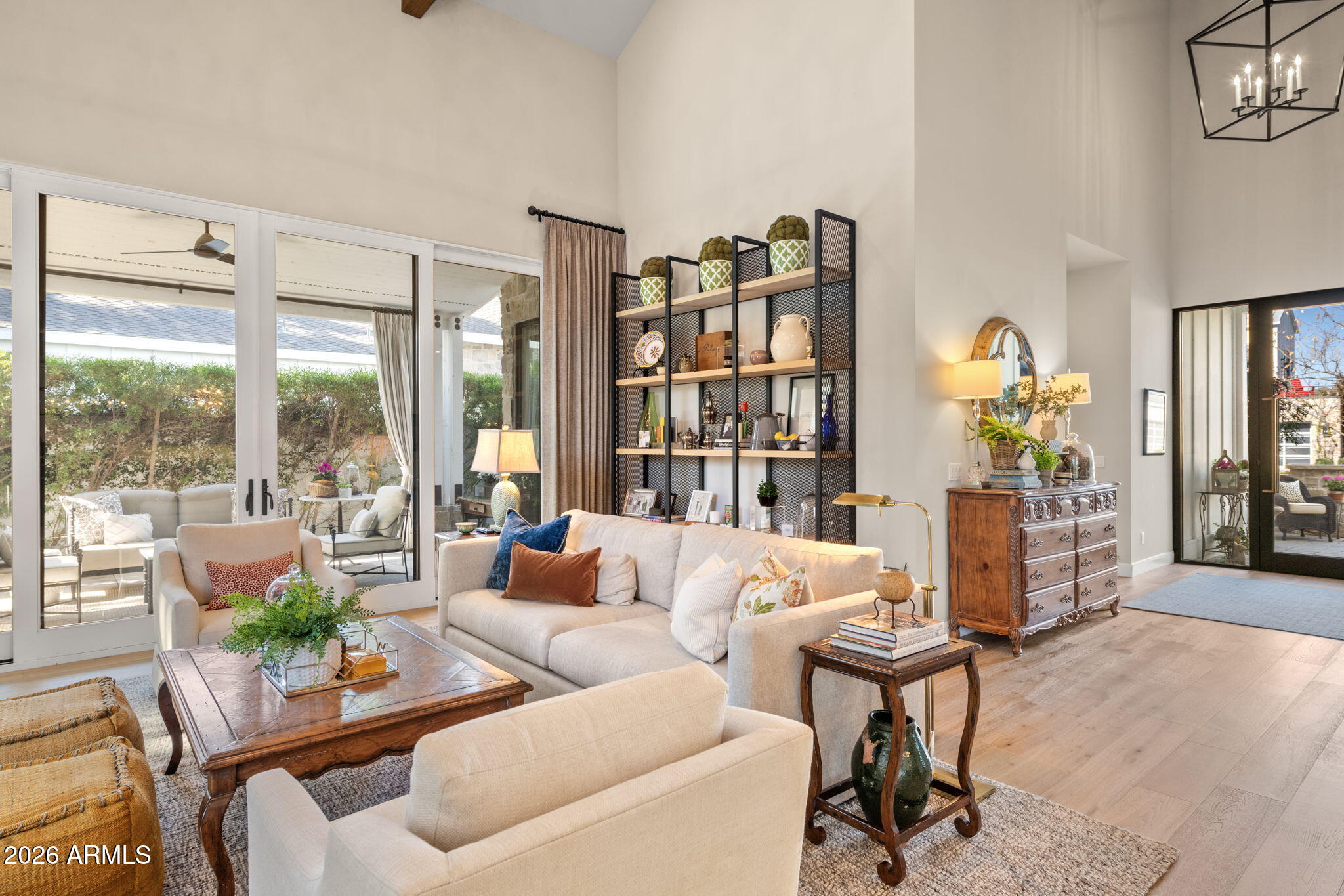 3715 E Sells Drive
