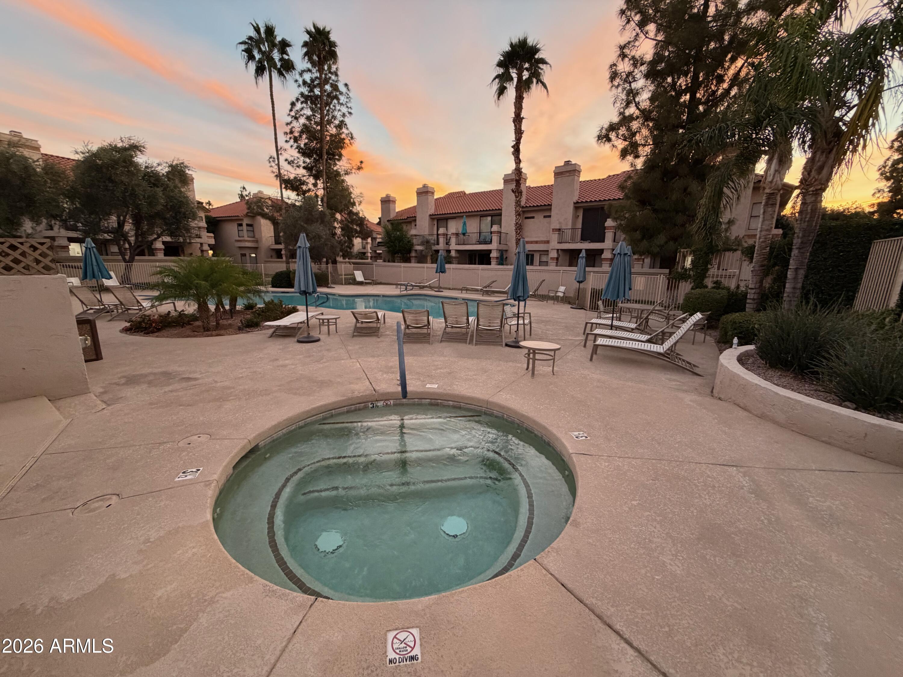 9705 E MOUNTAIN VIEW Road 1126