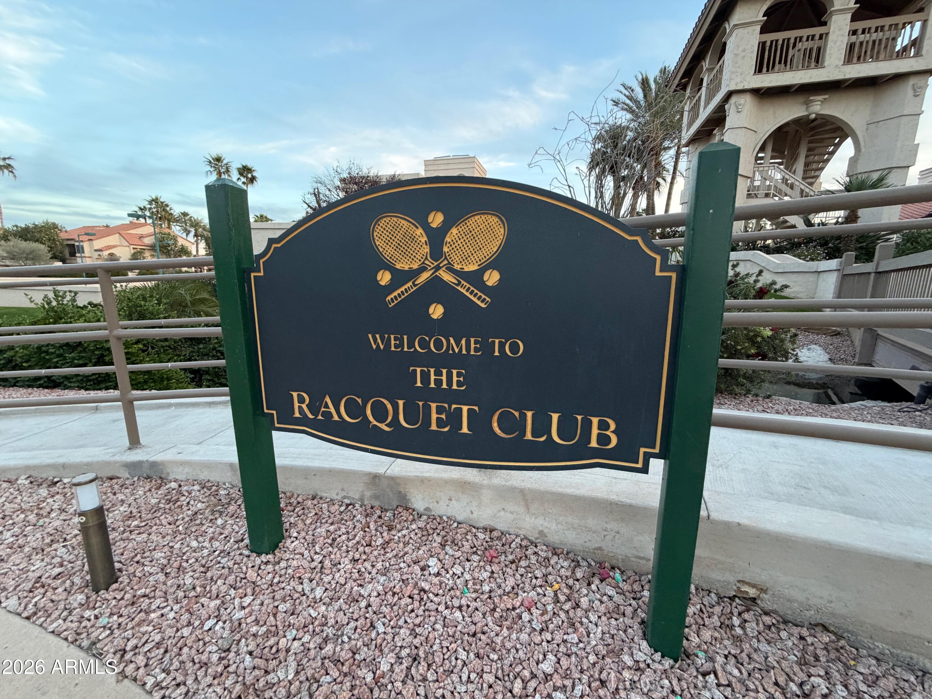 9705 E MOUNTAIN VIEW Road 1126