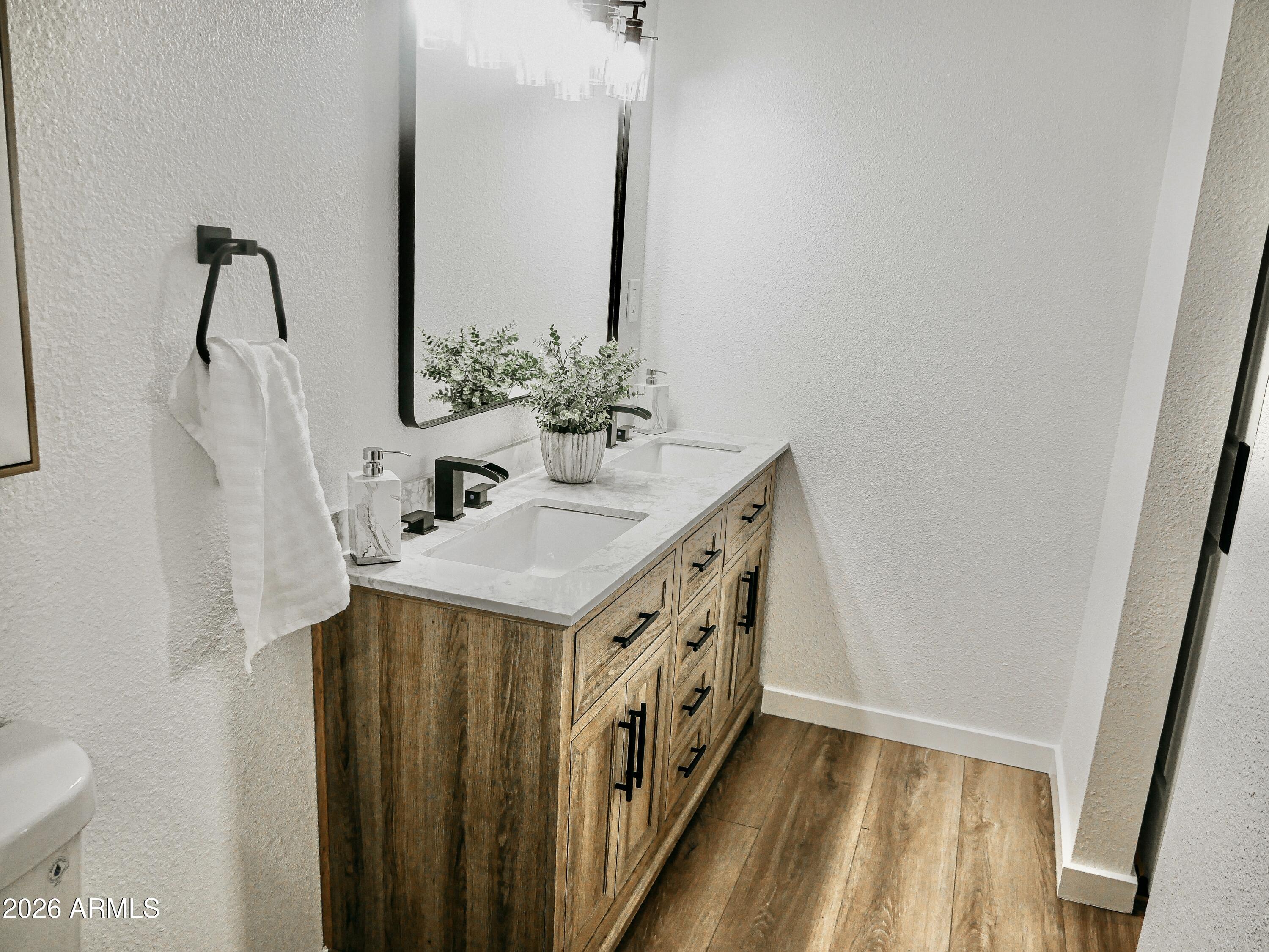 6401 E EUGIE Terrace