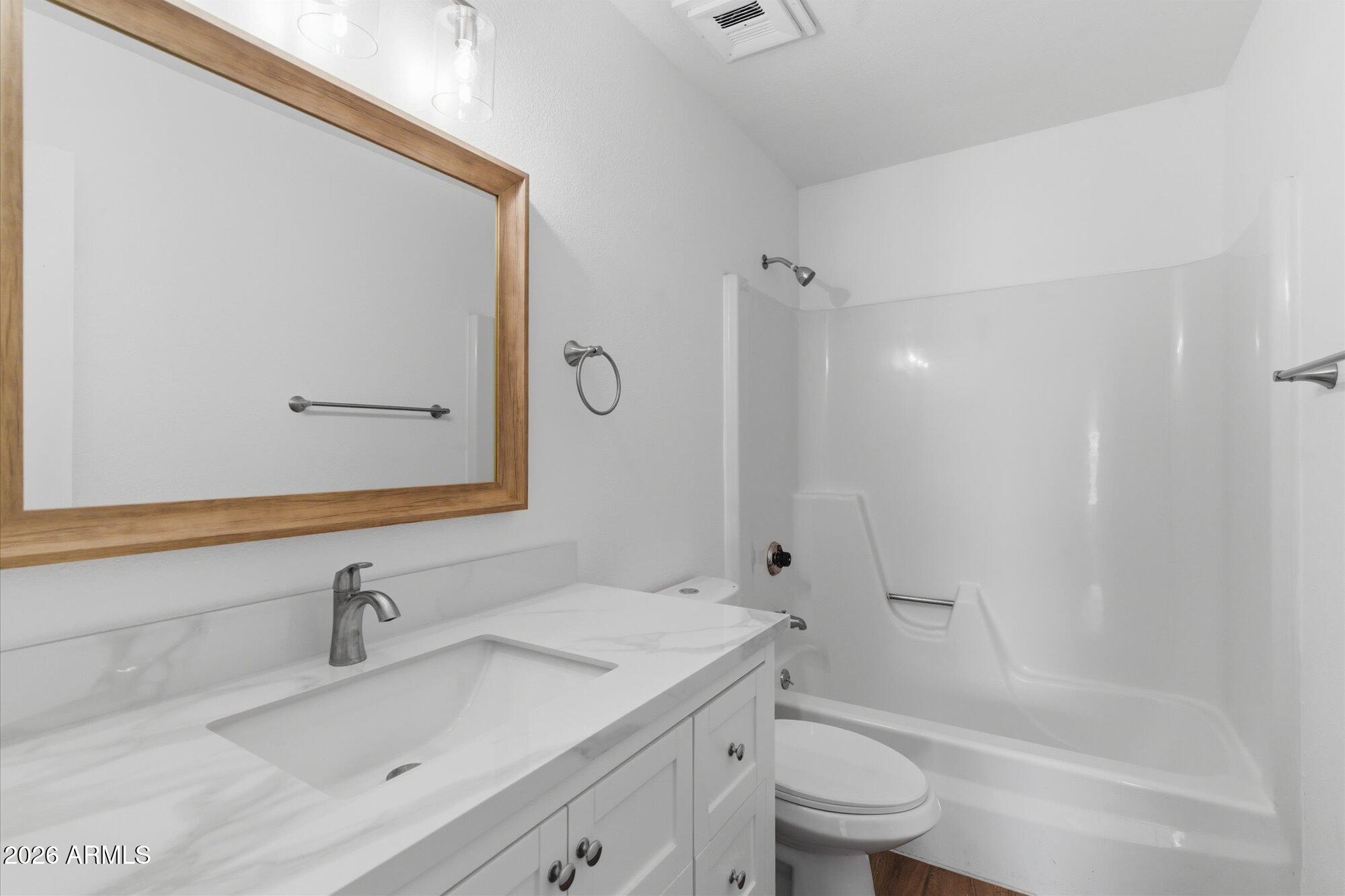 5402 W COUNTRY GABLES Drive