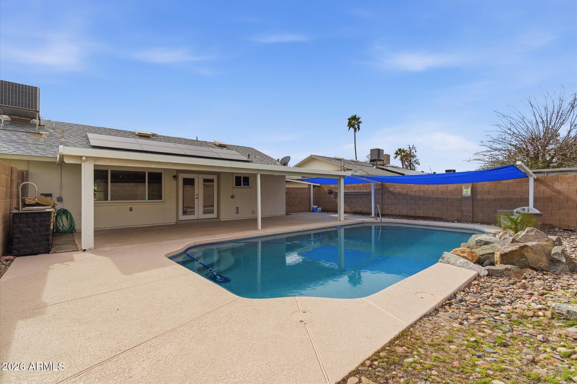 5402 W COUNTRY GABLES Drive