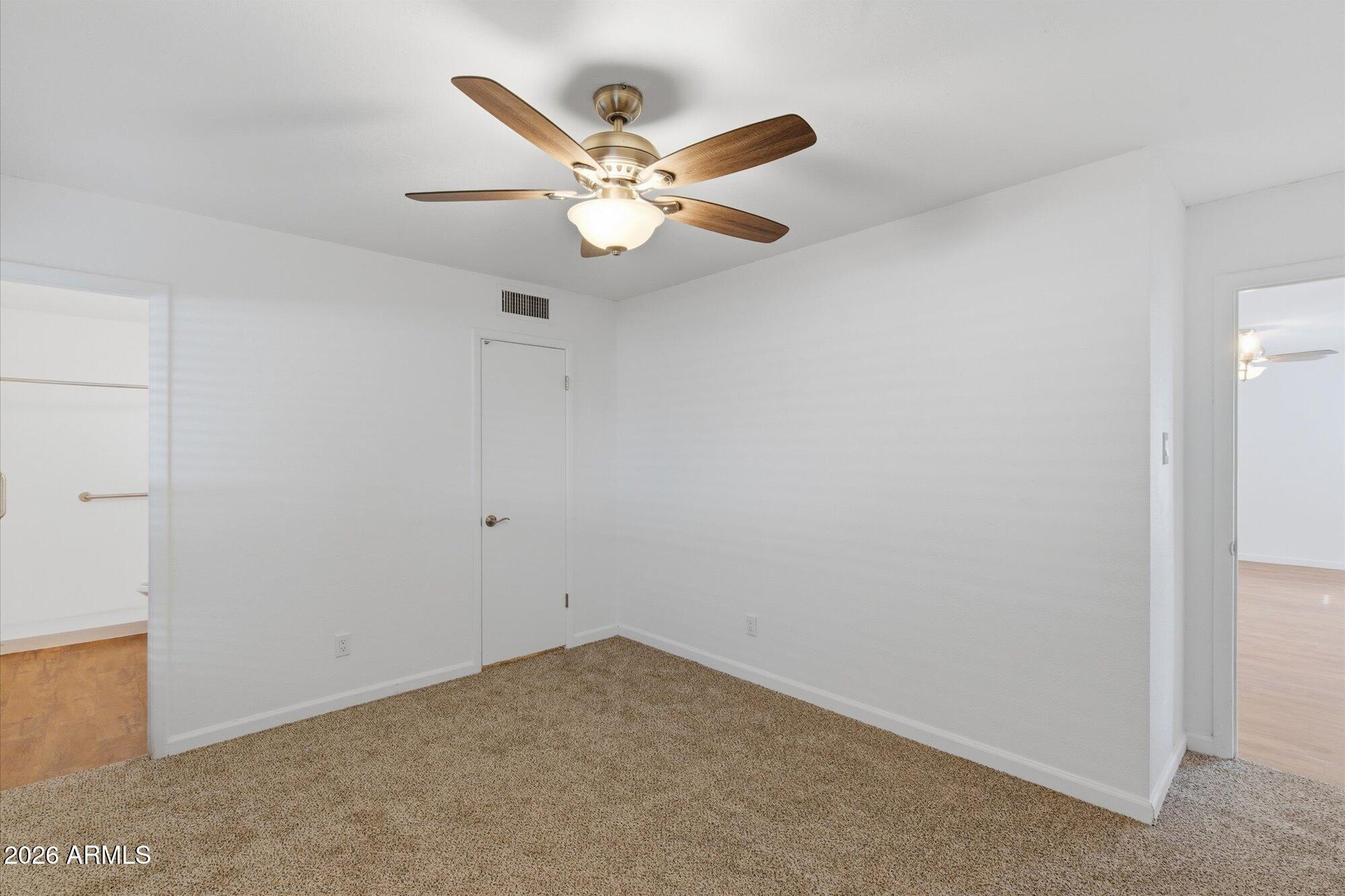 5402 W COUNTRY GABLES Drive