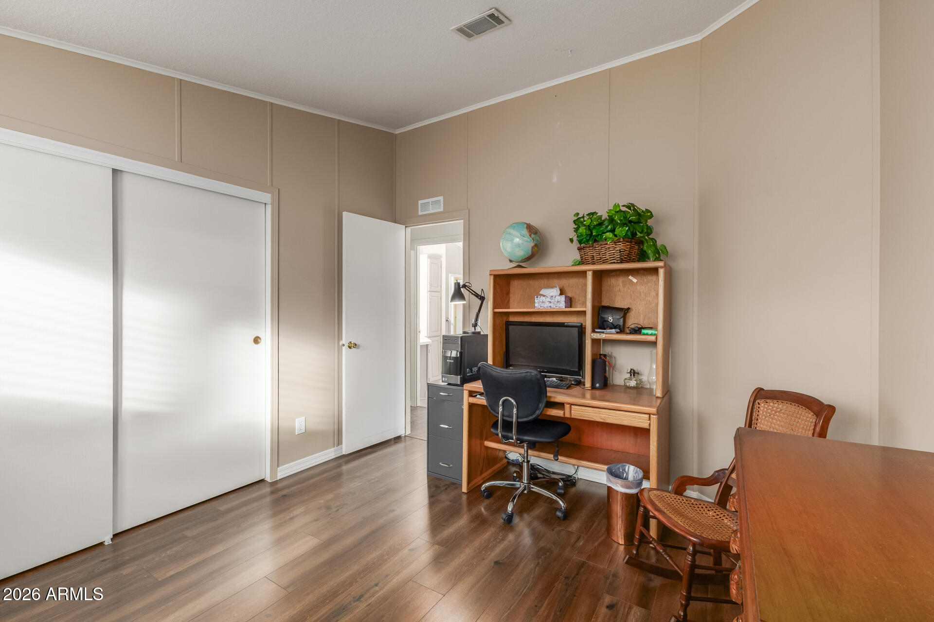 215 N Power Road 454