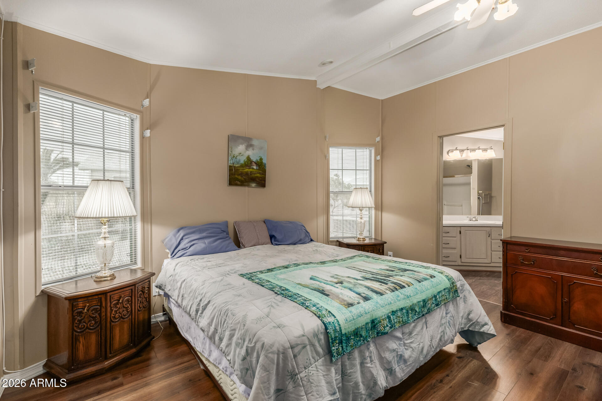 215 N Power Road 454