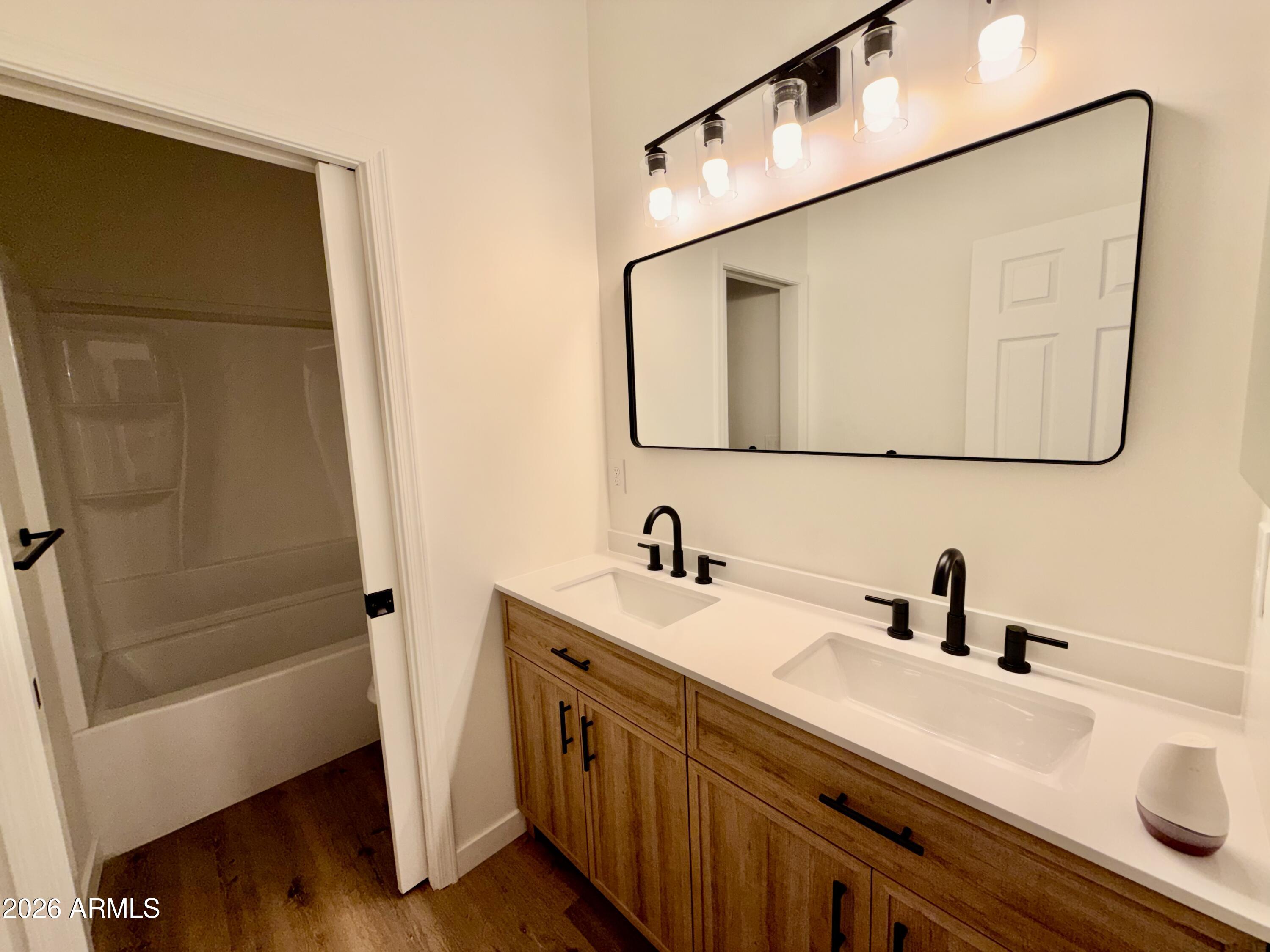 721 W OCOTILLO Street