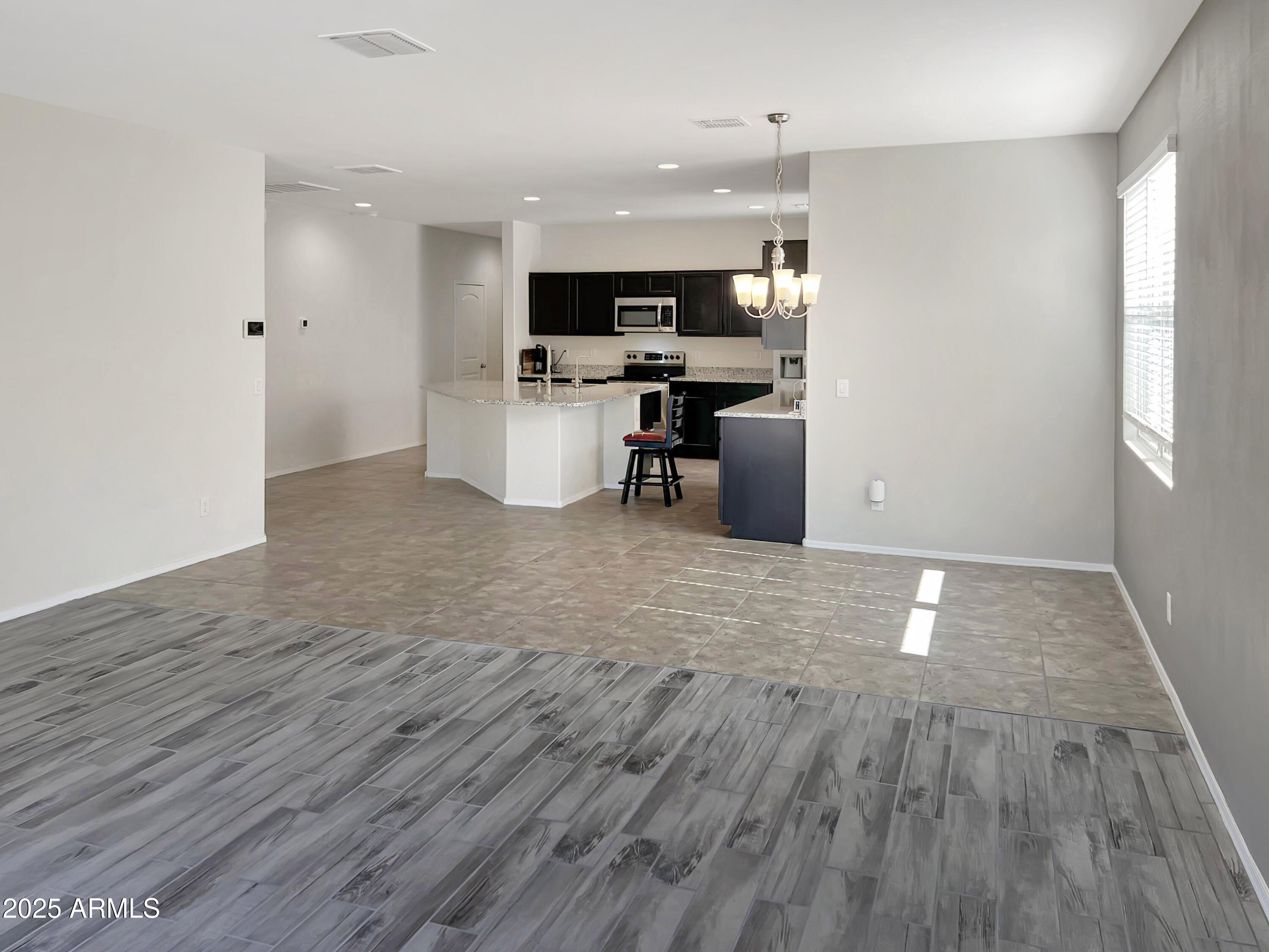 10313 E MARIGOLD Lane