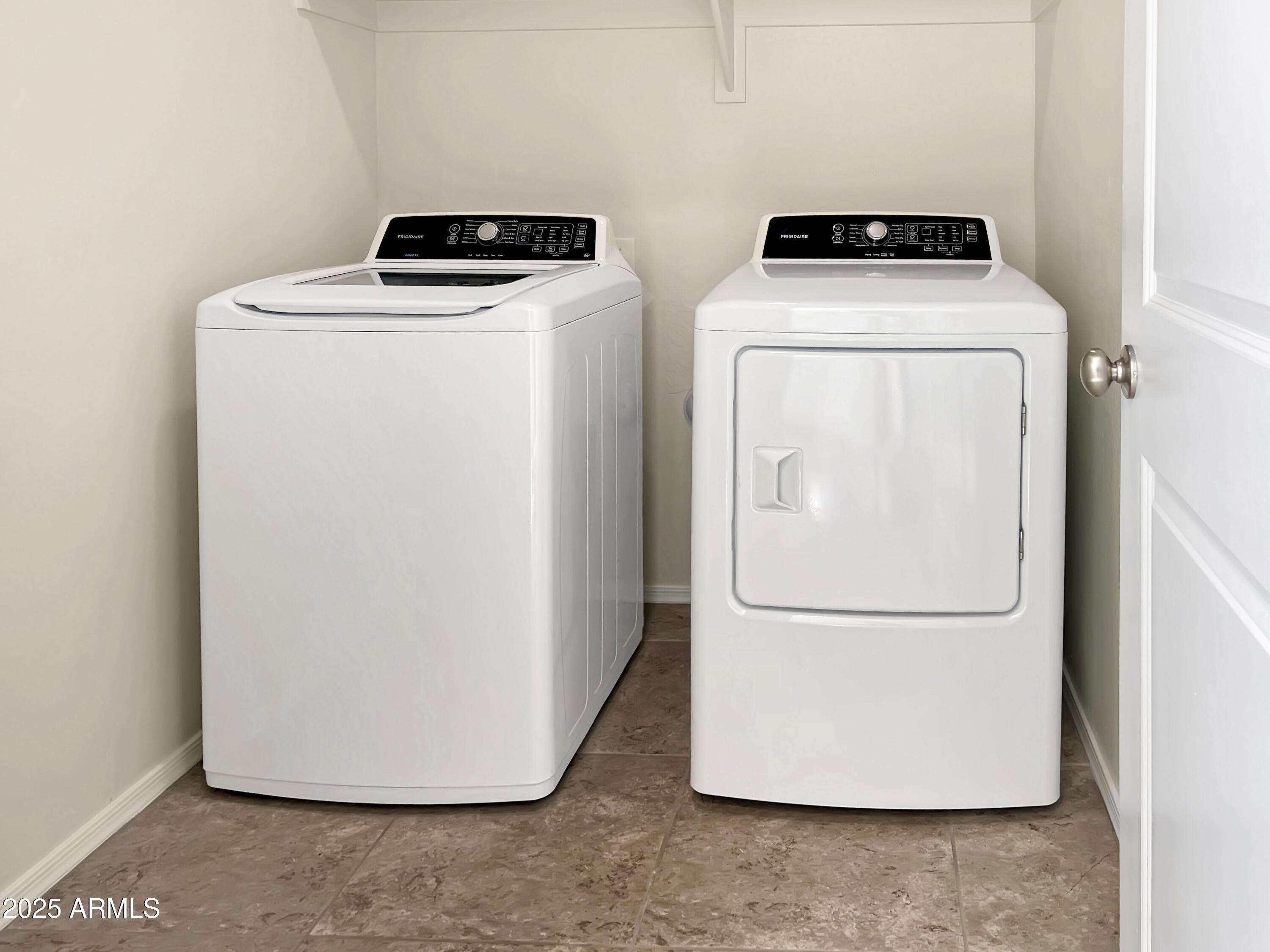 10313 E MARIGOLD Lane