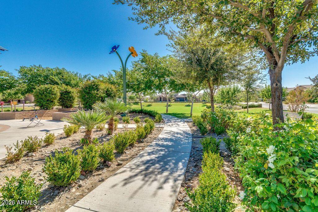 10326 E BERGERON Avenue