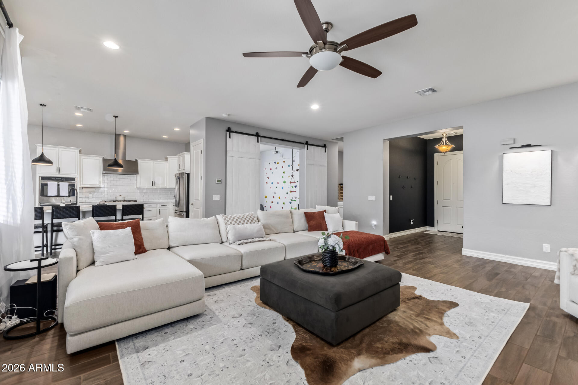 10326 E BERGERON Avenue