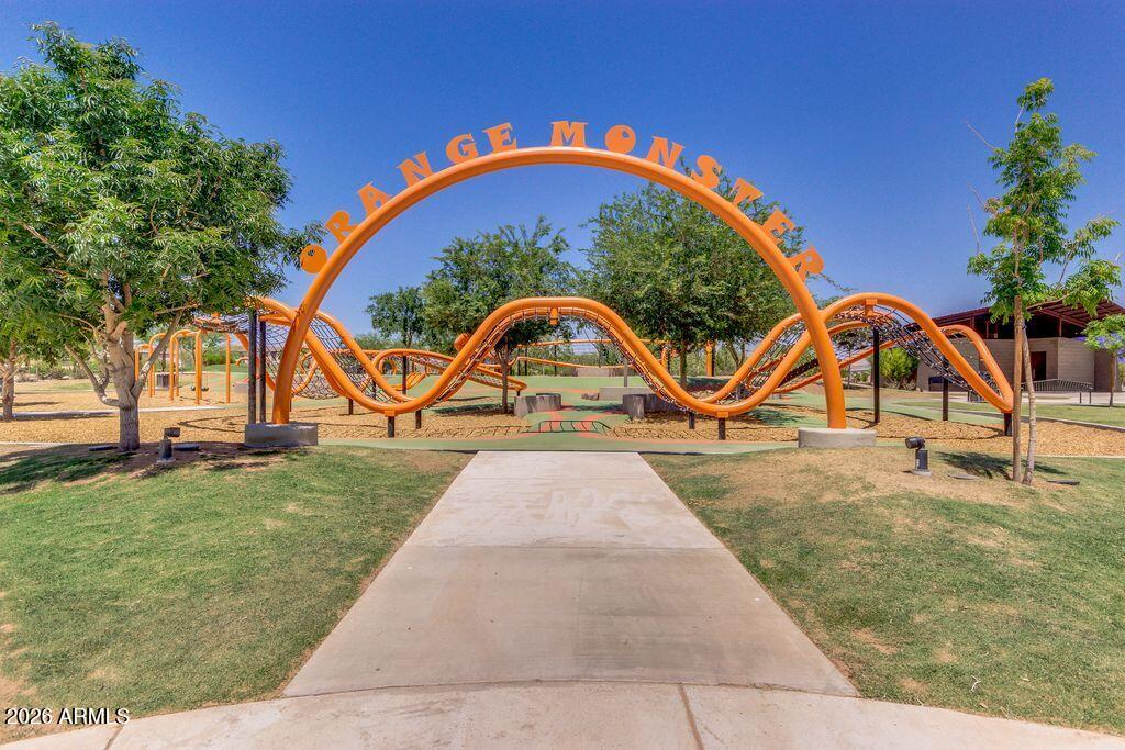 10326 E BERGERON Avenue