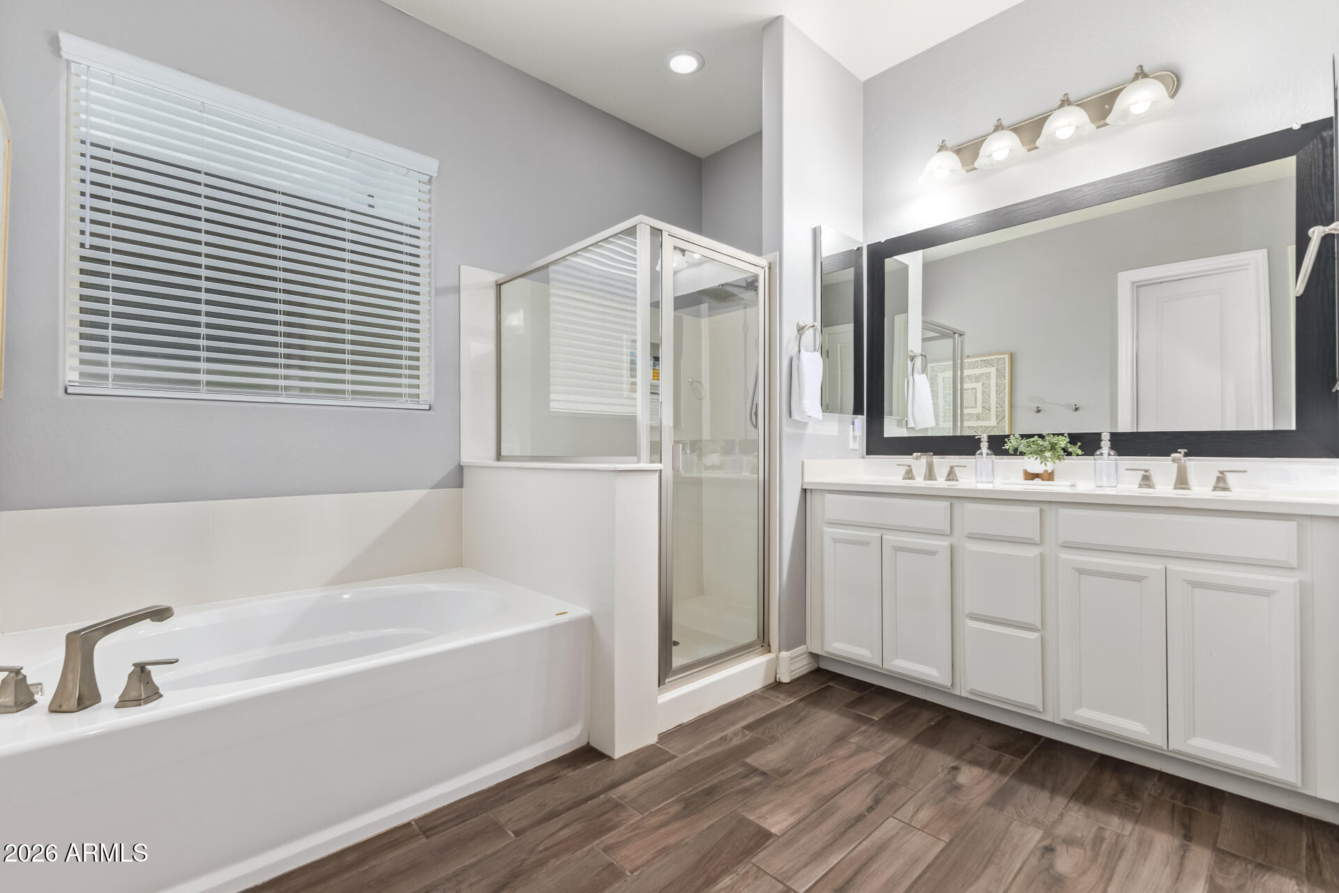 10326 E BERGERON Avenue