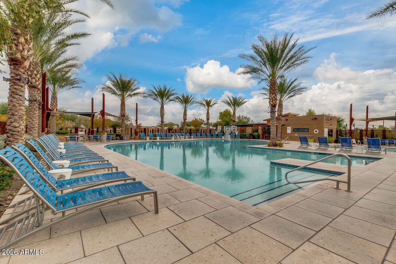 10326 E BERGERON Avenue