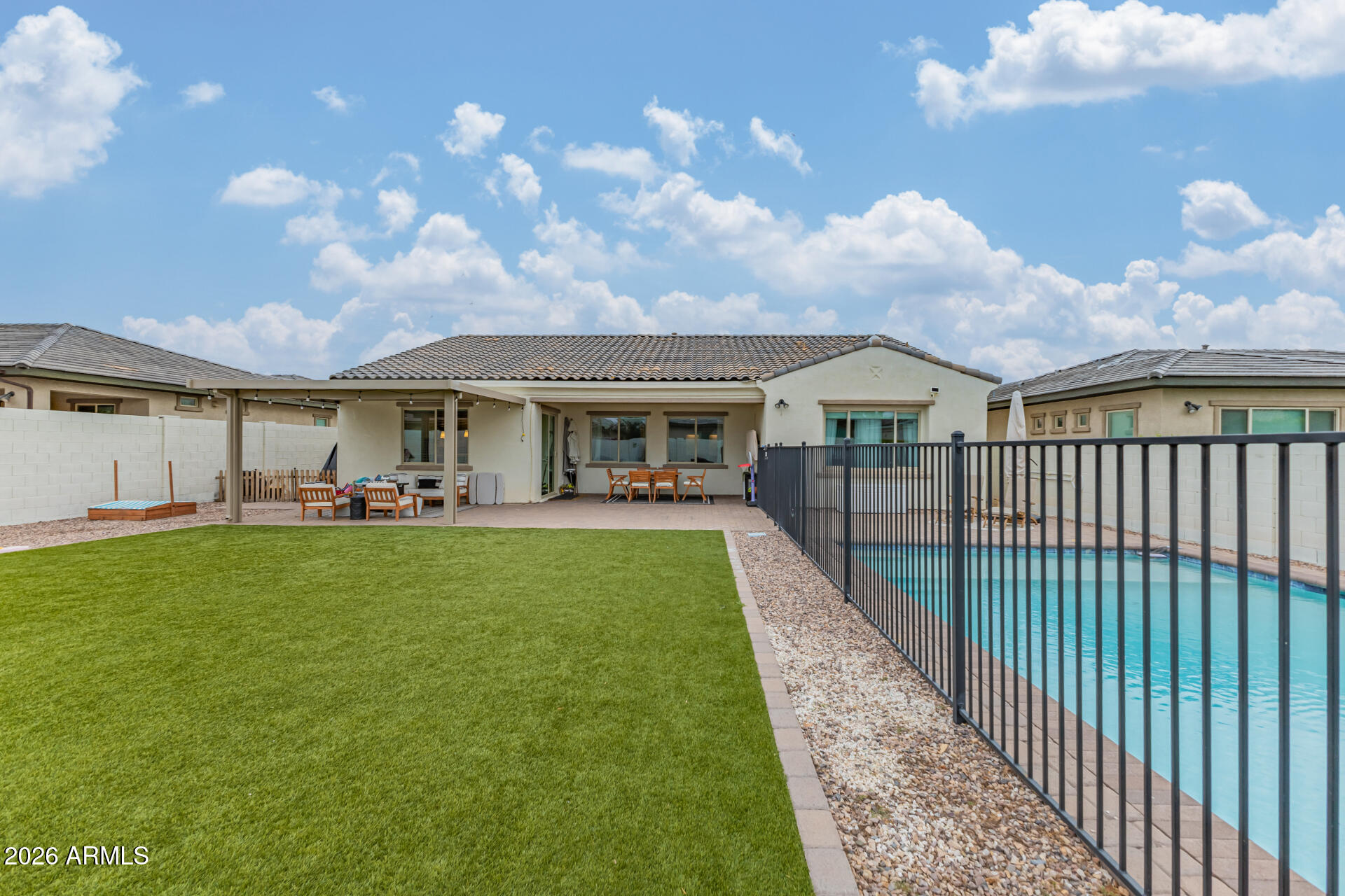 10326 E BERGERON Avenue