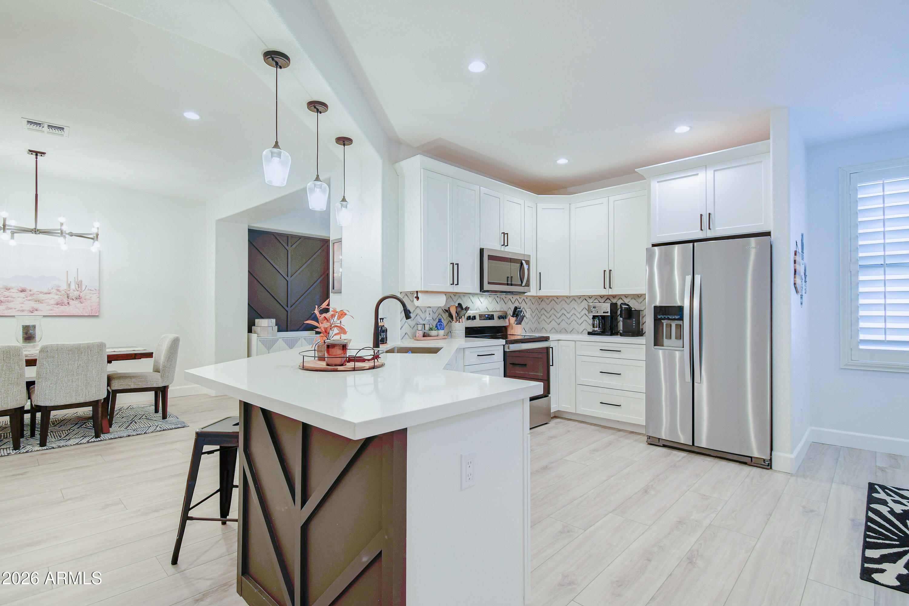 15221 N CLUBGATE Drive 2023