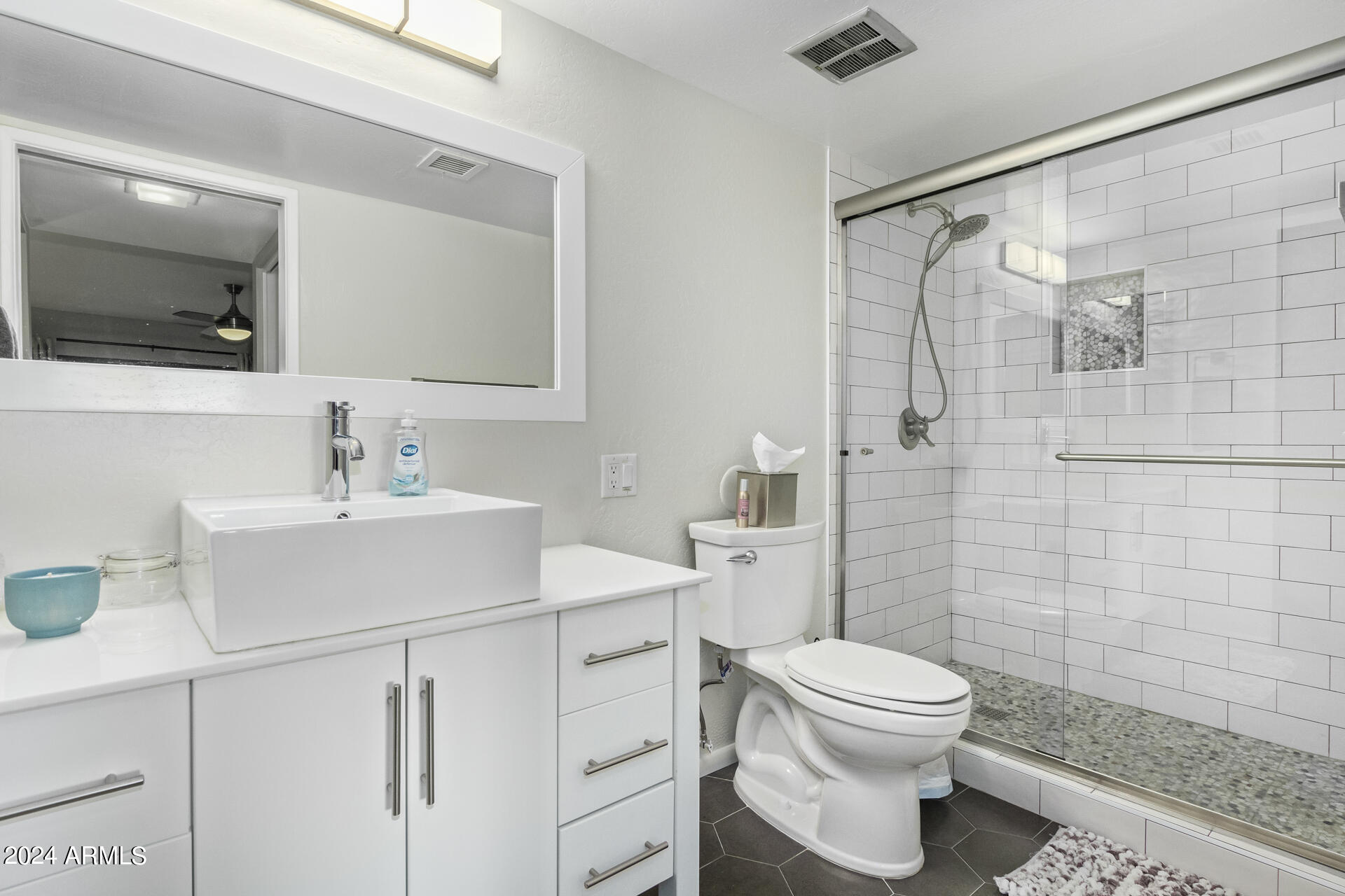 1209 E NORTHSHORE Drive 142
