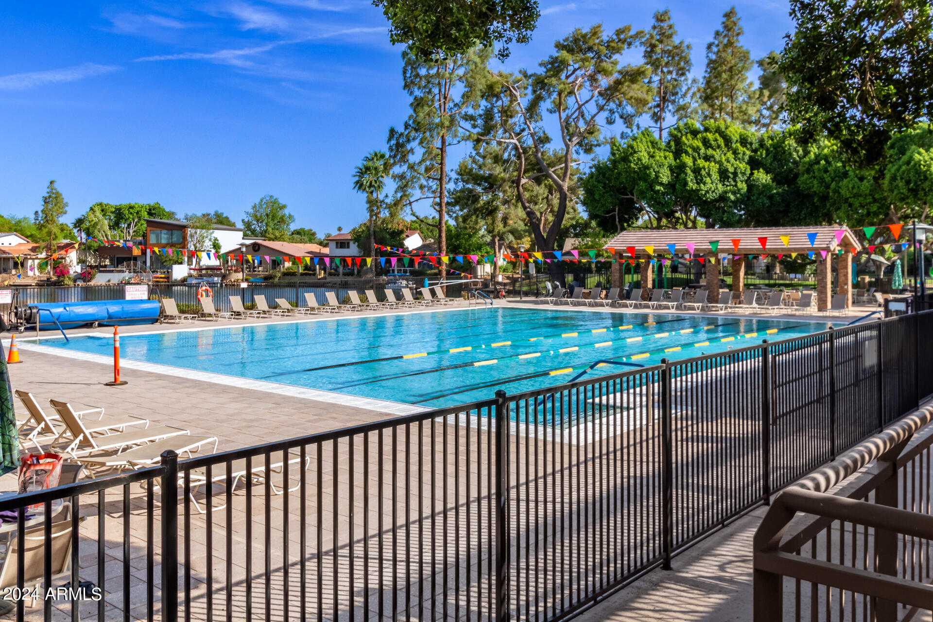 1209 E NORTHSHORE Drive 142