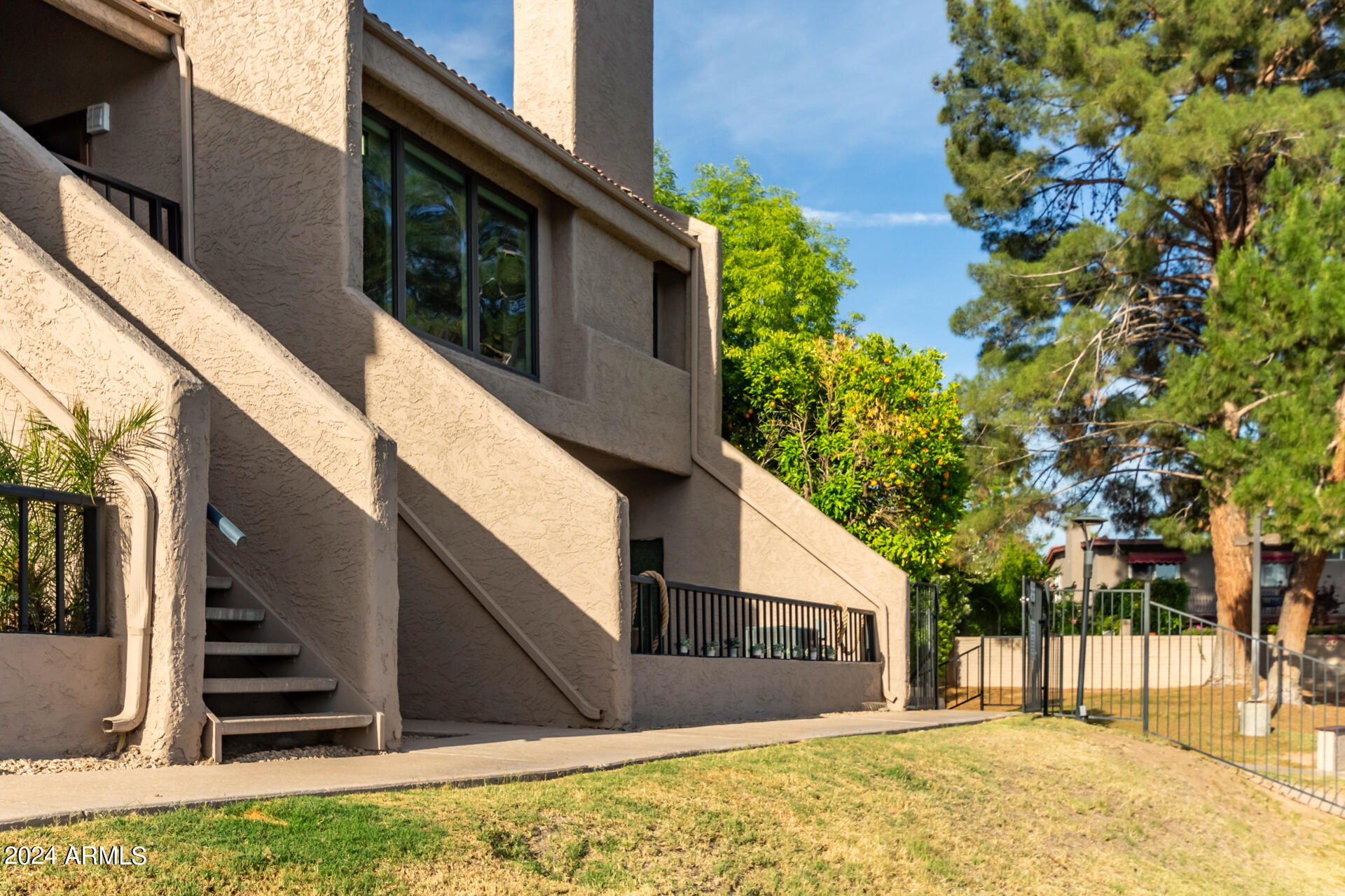 1209 E NORTHSHORE Drive 142