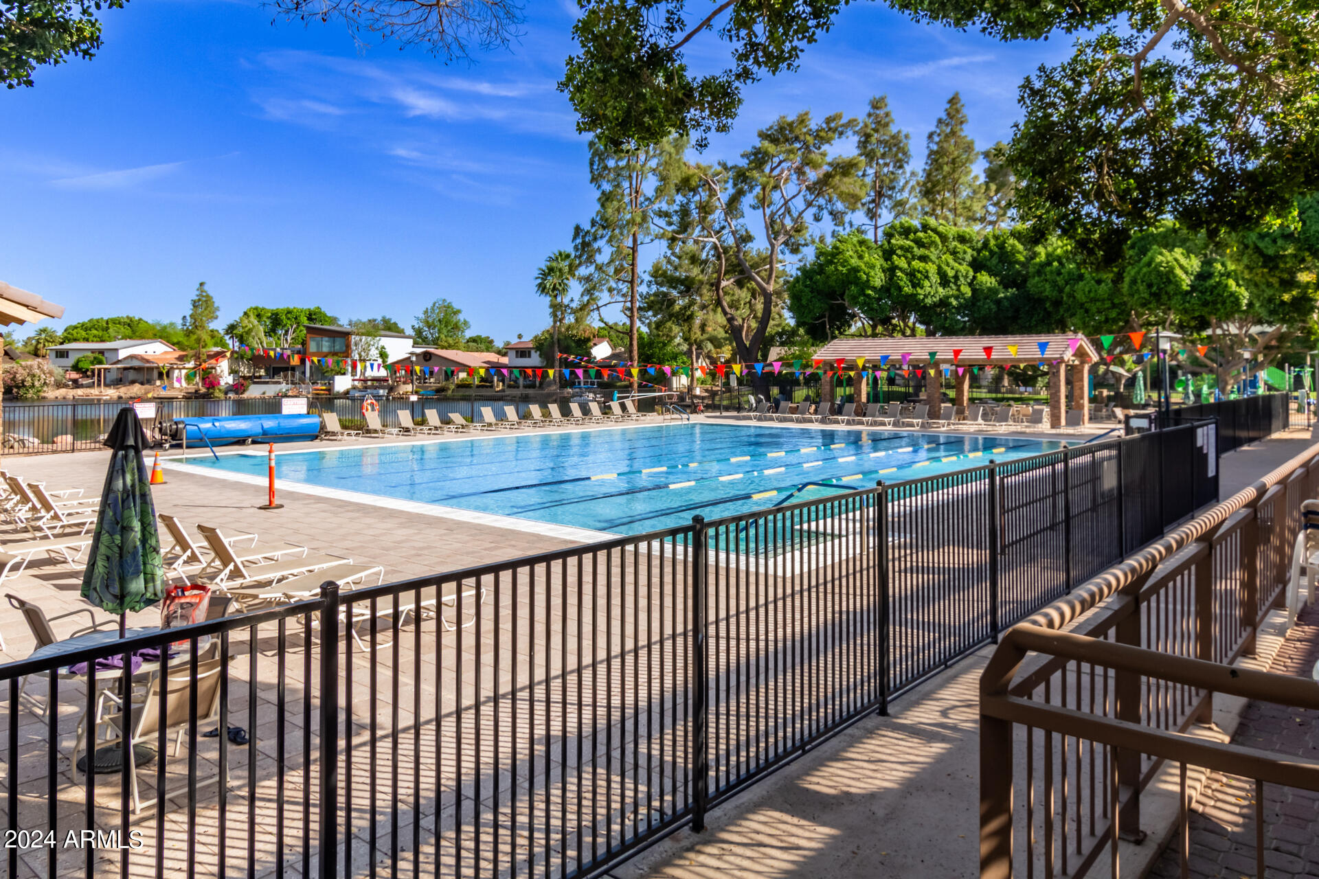 1209 E NORTHSHORE Drive 142