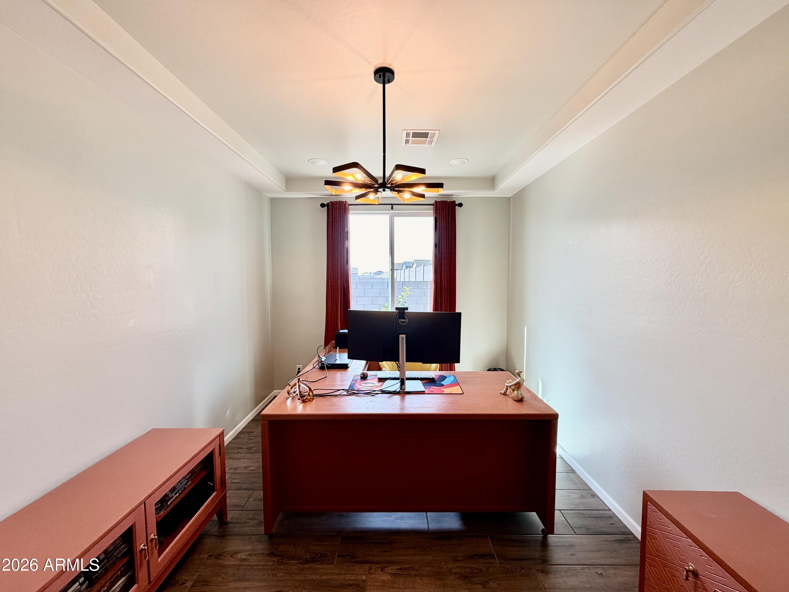 1194 E RIVERTON Place