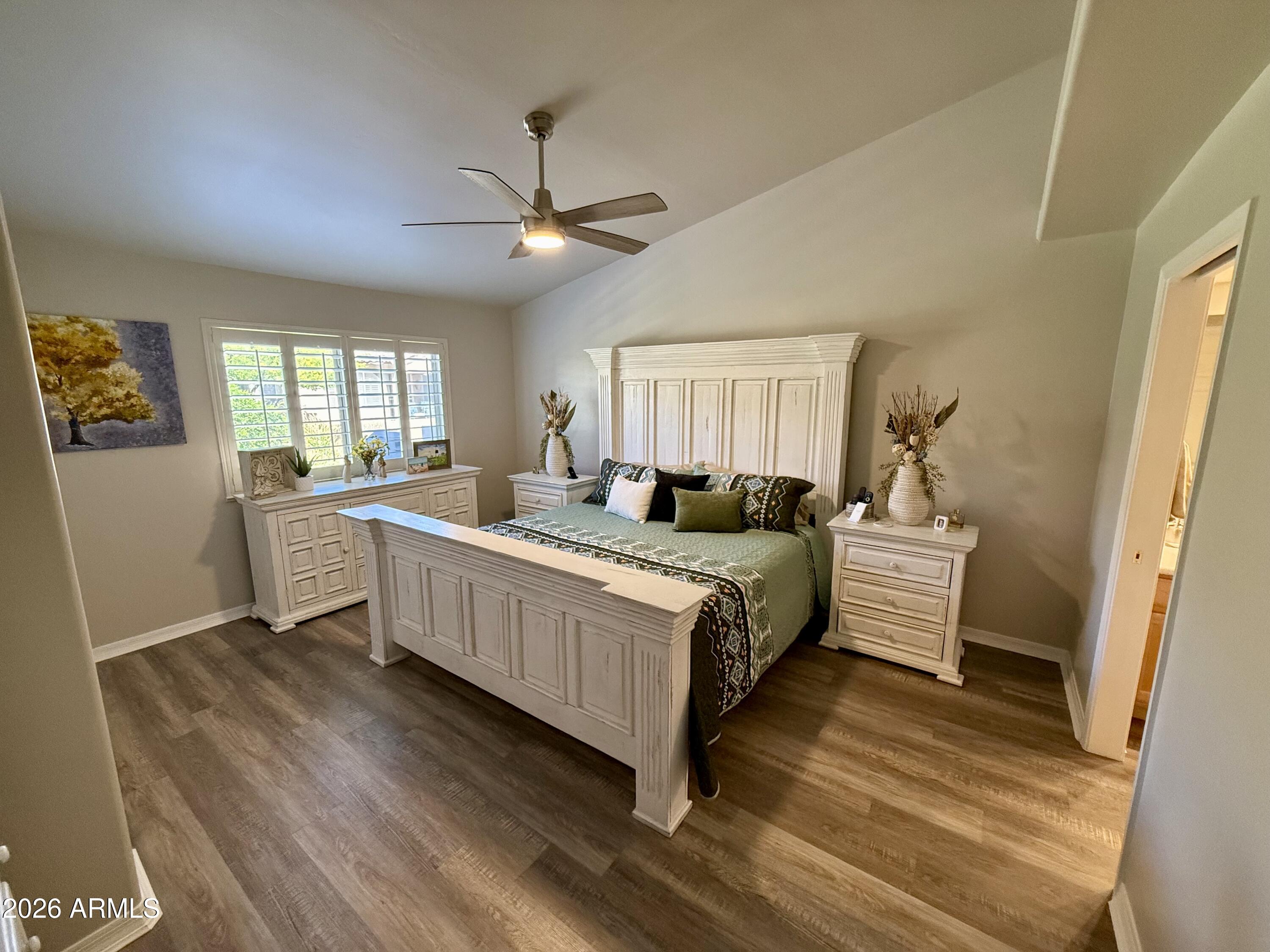 4202 E BROADWAY Road 138