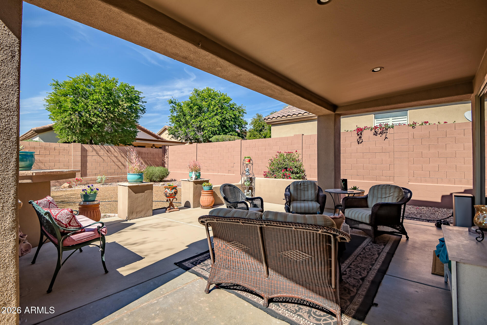 41314 N ROLLING GREEN Way