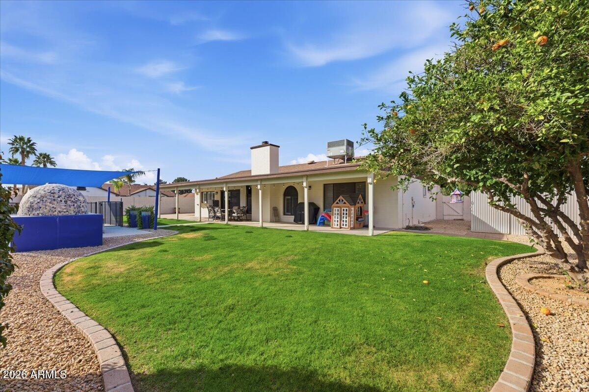 6101 E GREENWAY Lane