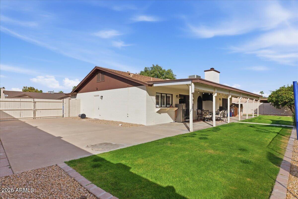 6101 E GREENWAY Lane