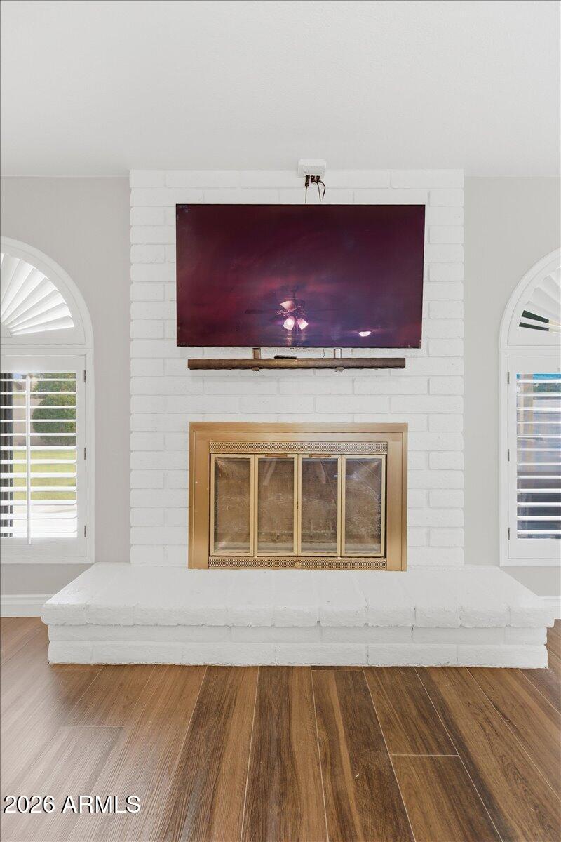 6101 E GREENWAY Lane