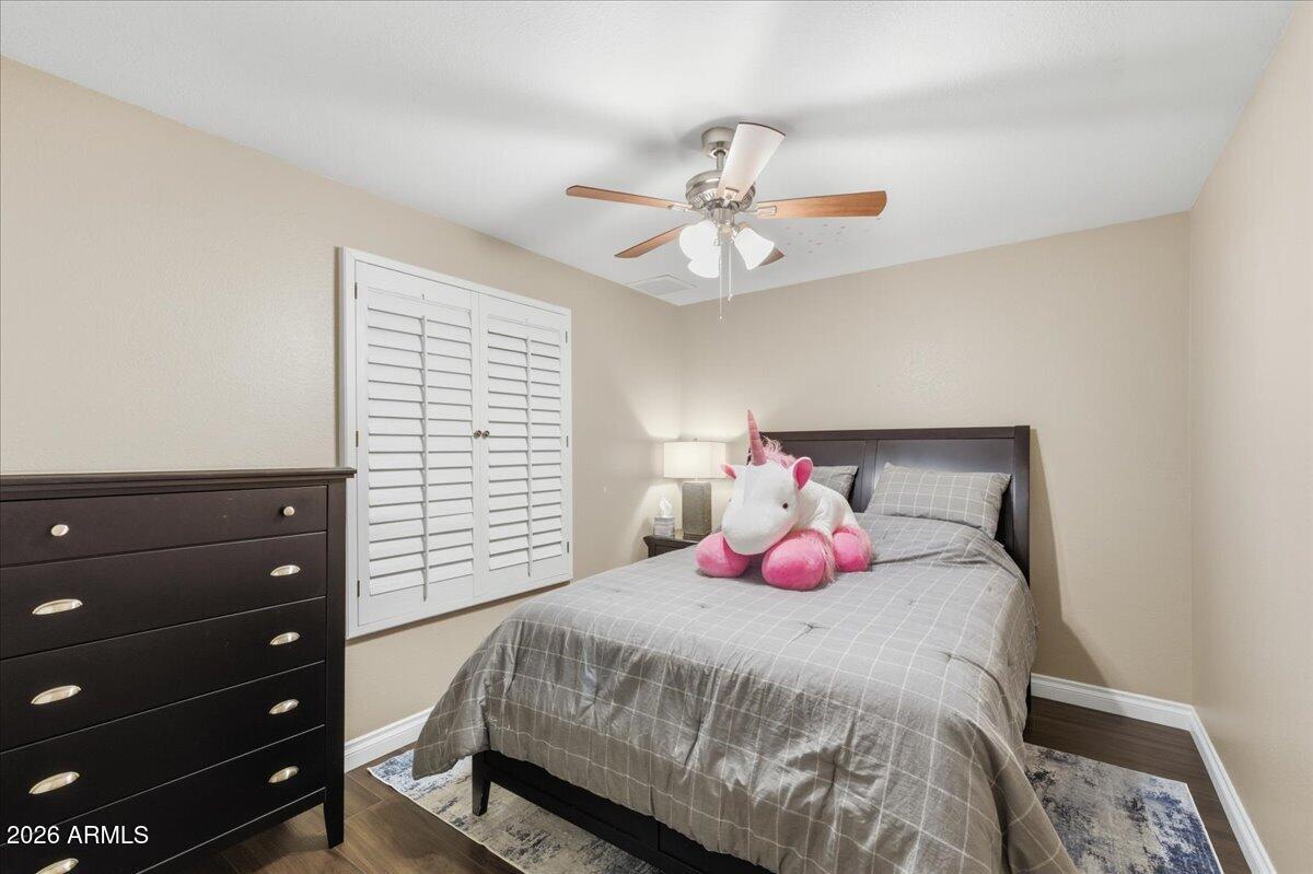 6101 E GREENWAY Lane