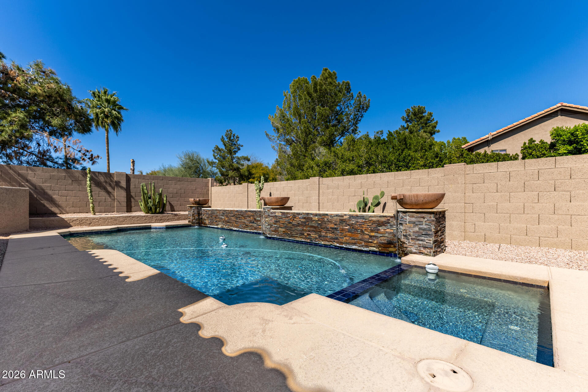 3326 E ROCKY SLOPE Drive