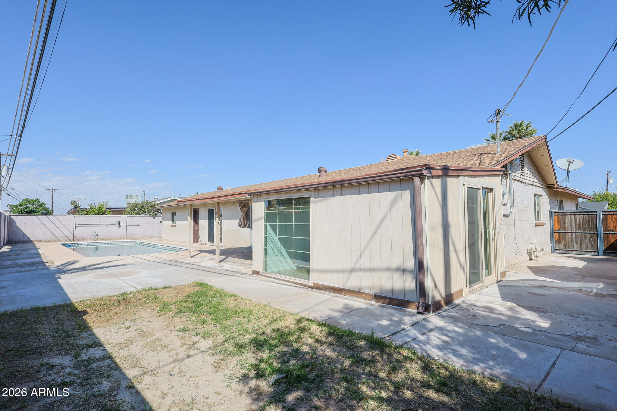 6311 W MEDLOCK Drive