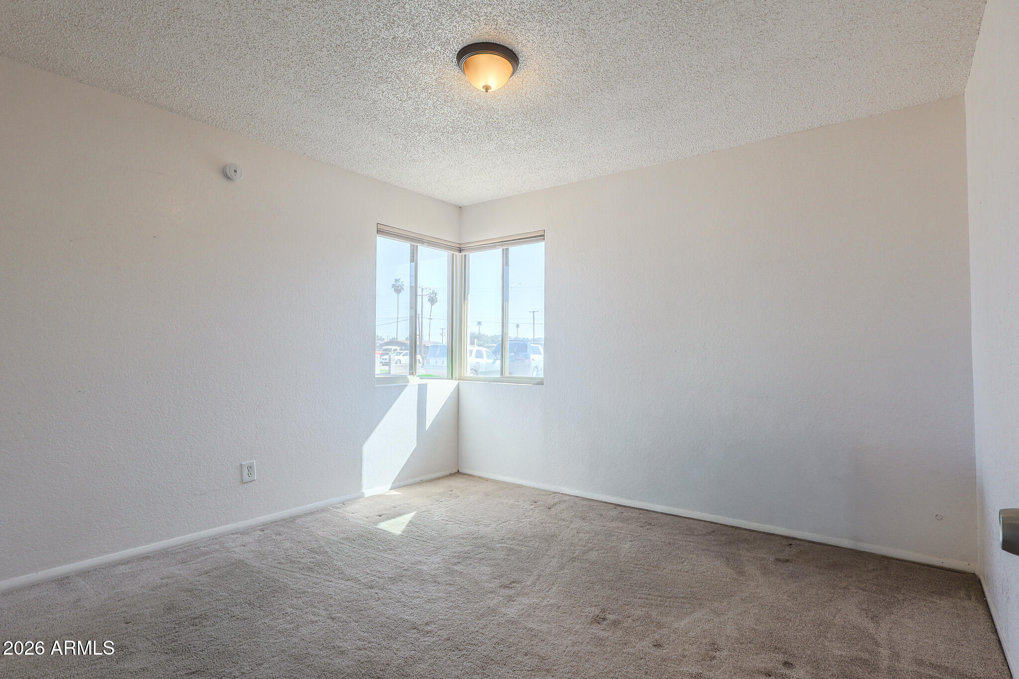 6311 W MEDLOCK Drive