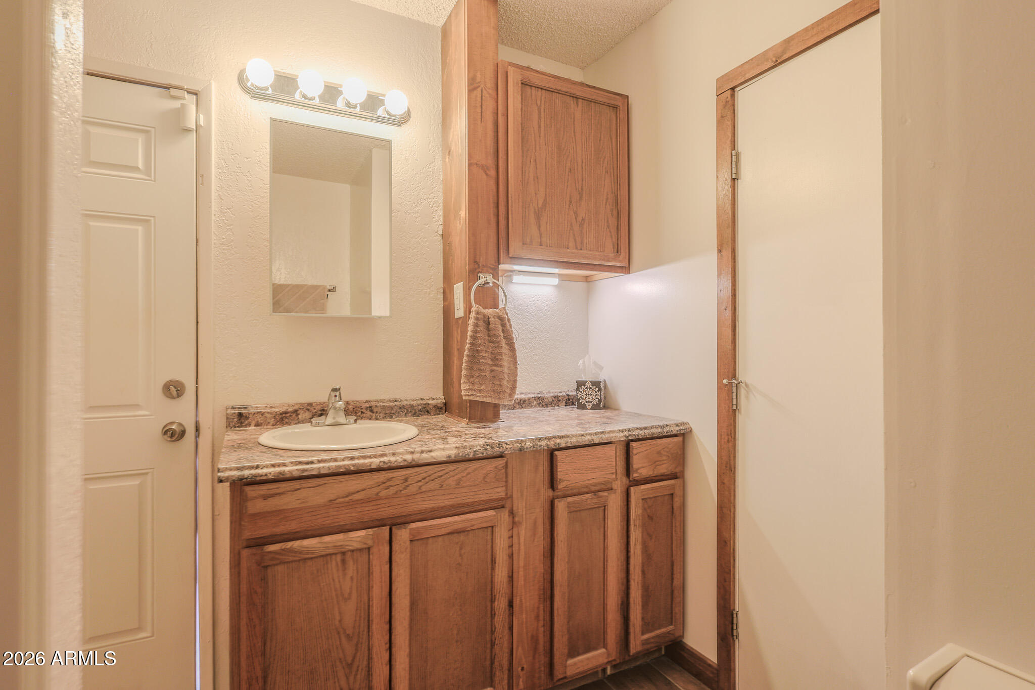 6311 W MEDLOCK Drive