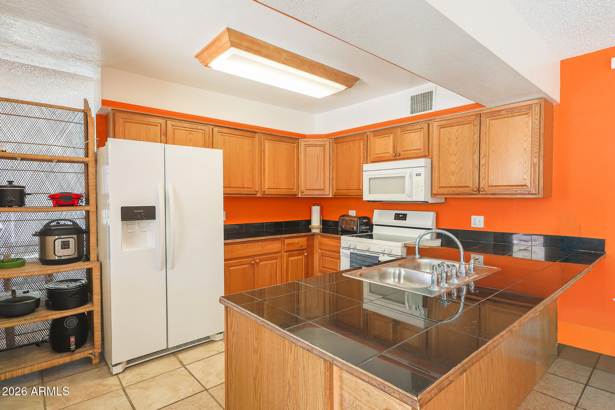 6311 W MEDLOCK Drive