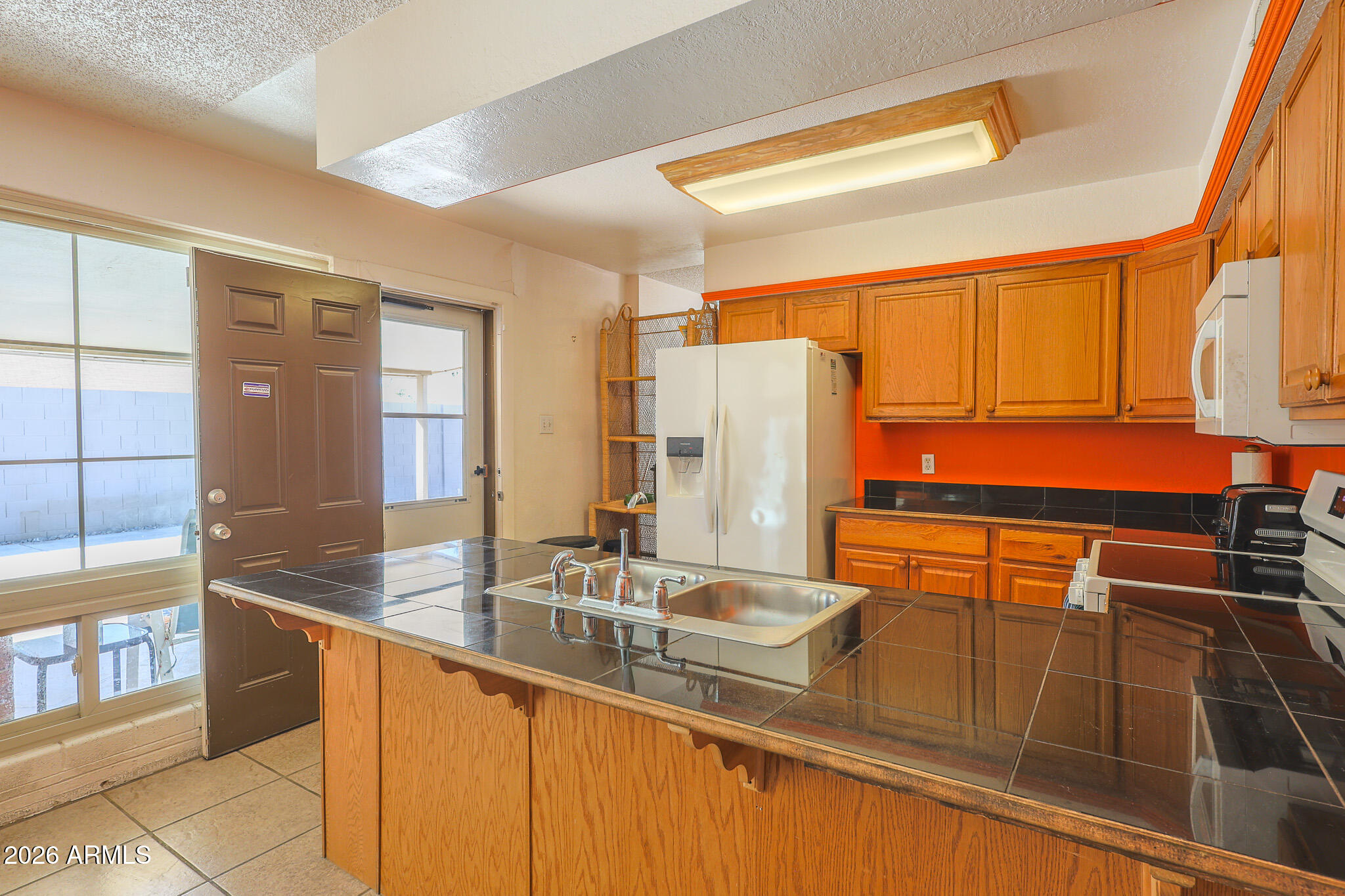 6311 W MEDLOCK Drive