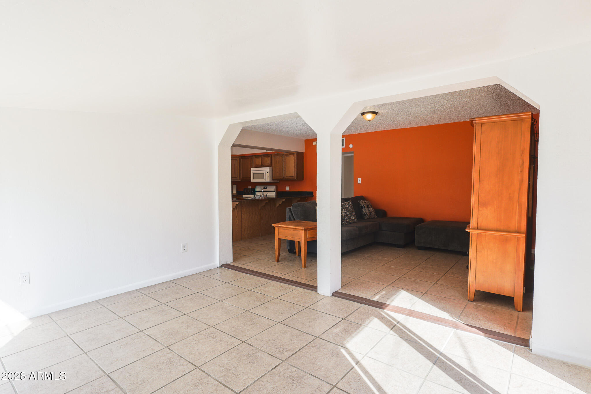 6311 W MEDLOCK Drive