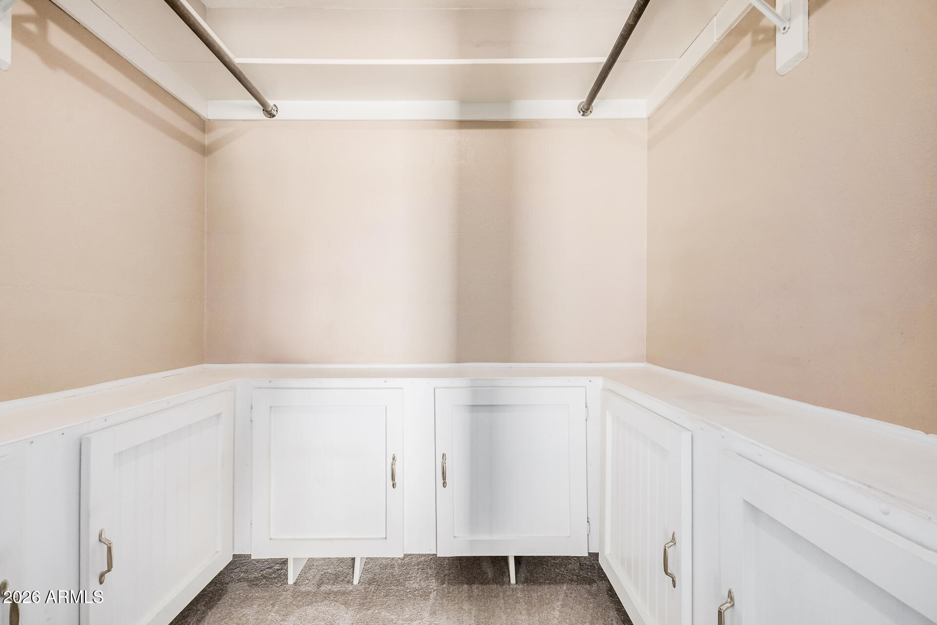 2036 E MARILYN Avenue