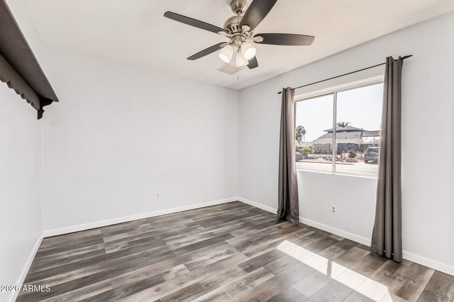 2036 E MARILYN Avenue